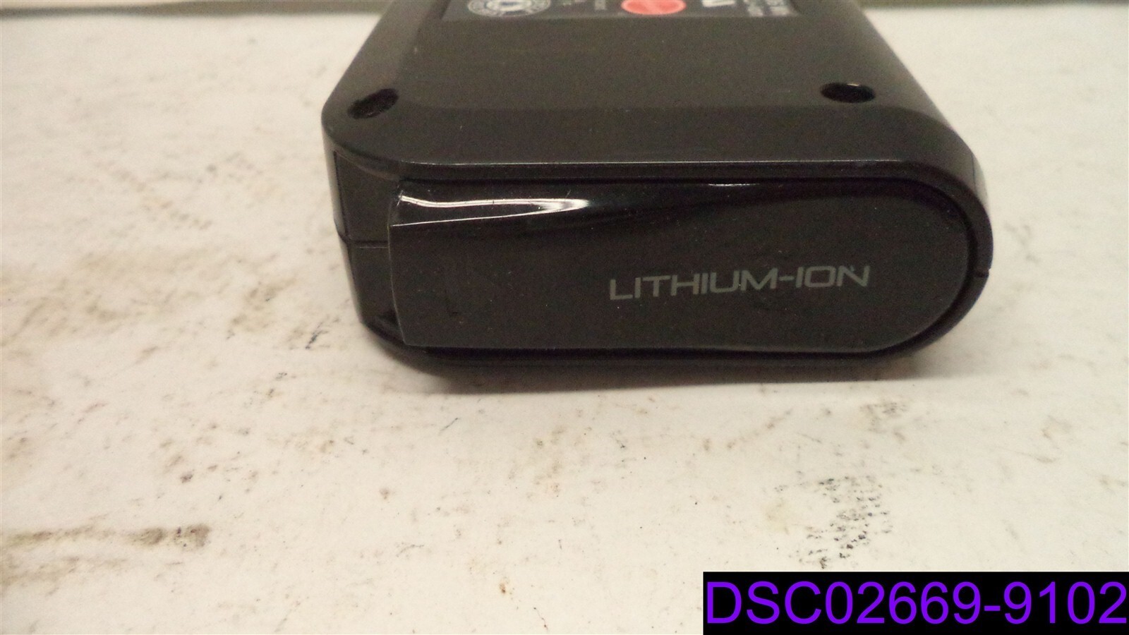 USED-NO CORDS Hoover LiNX 18 Volt Lithium Ion Battery BH50000
