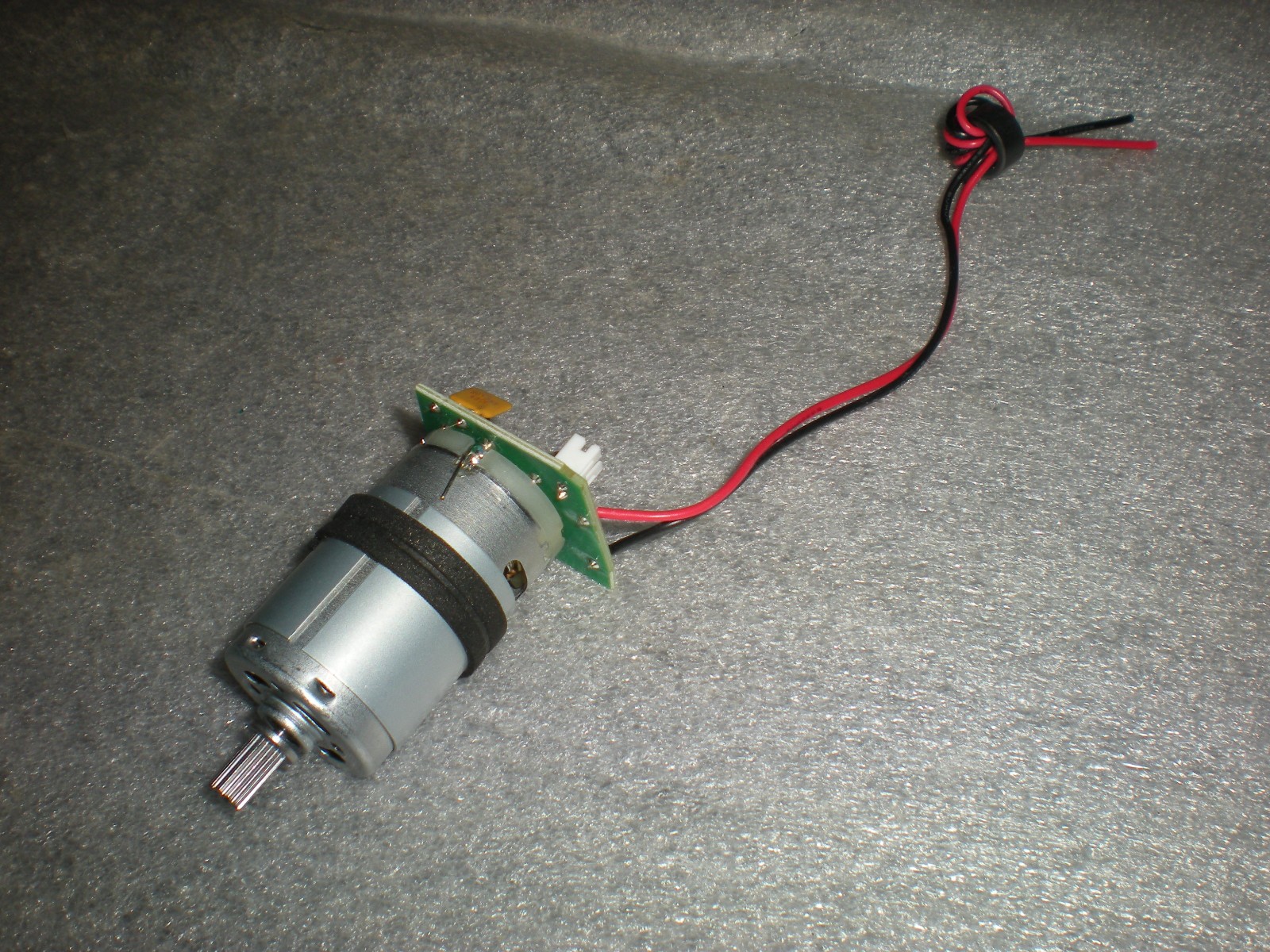 OEM Eureka ReactiClean NEC410BK Cordless Vacuum Power Head Roller Brush Motor