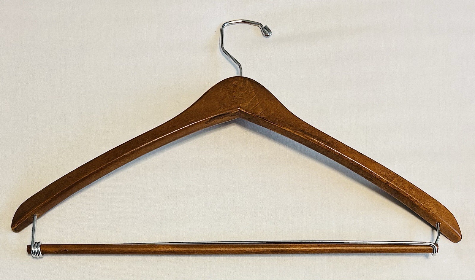 3 Vintage BROOKS BROTHERS 17.5” Wooden Hangers Suit Jacket Pants Coat Italy