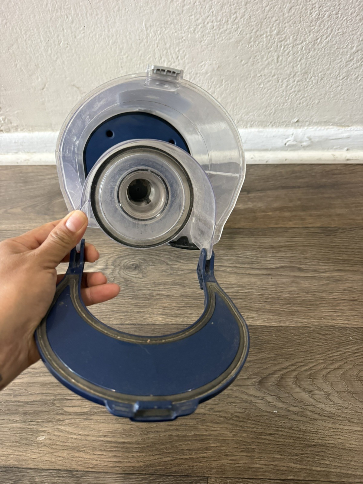Shark UV700/ ZU701 Vacuum Cleaner Dirt Dust Bin Canister