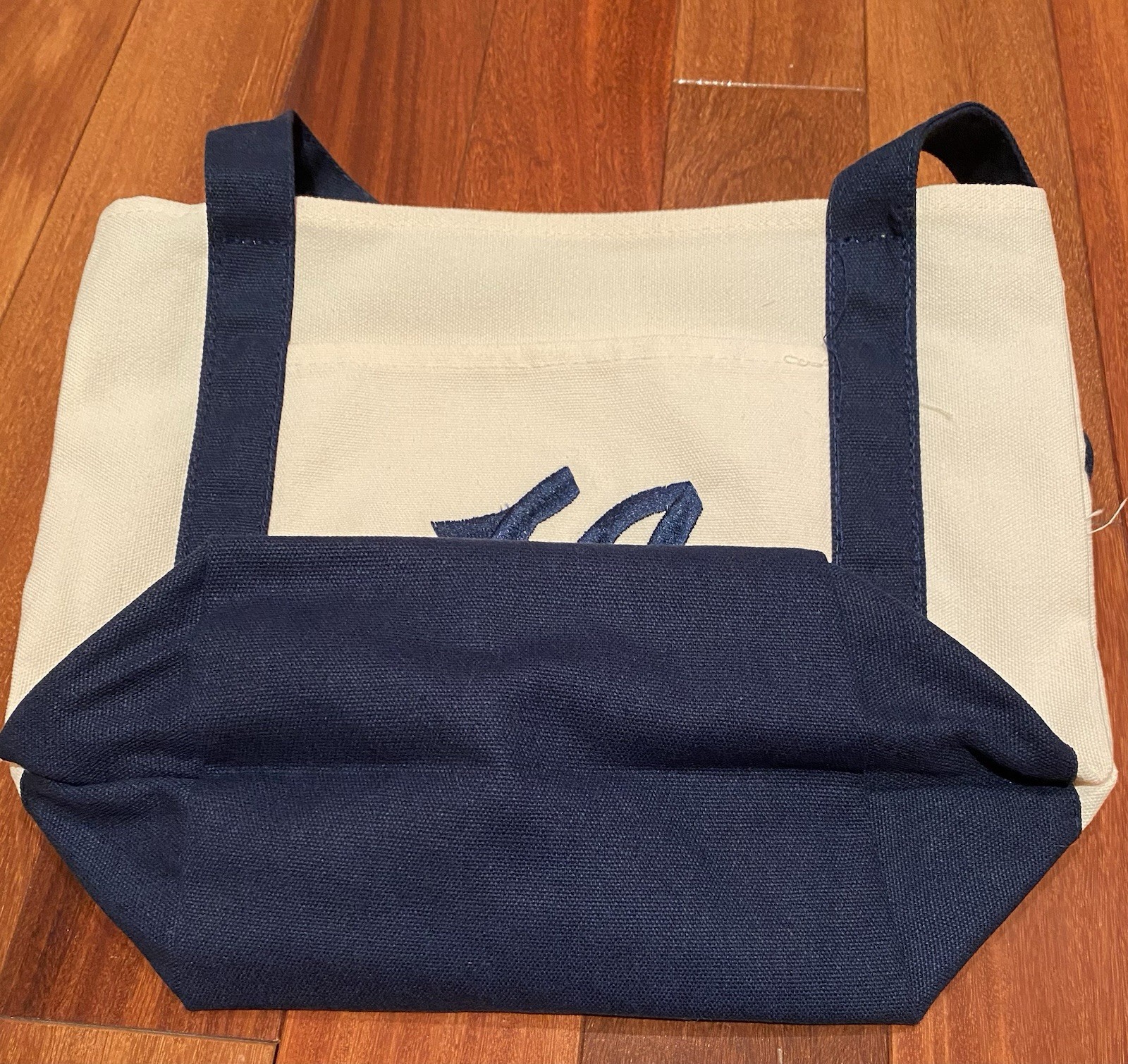 L A Clippers Canvas Bag Cream W Navy Blue Embroidery & Blue Handles 13” X 11”