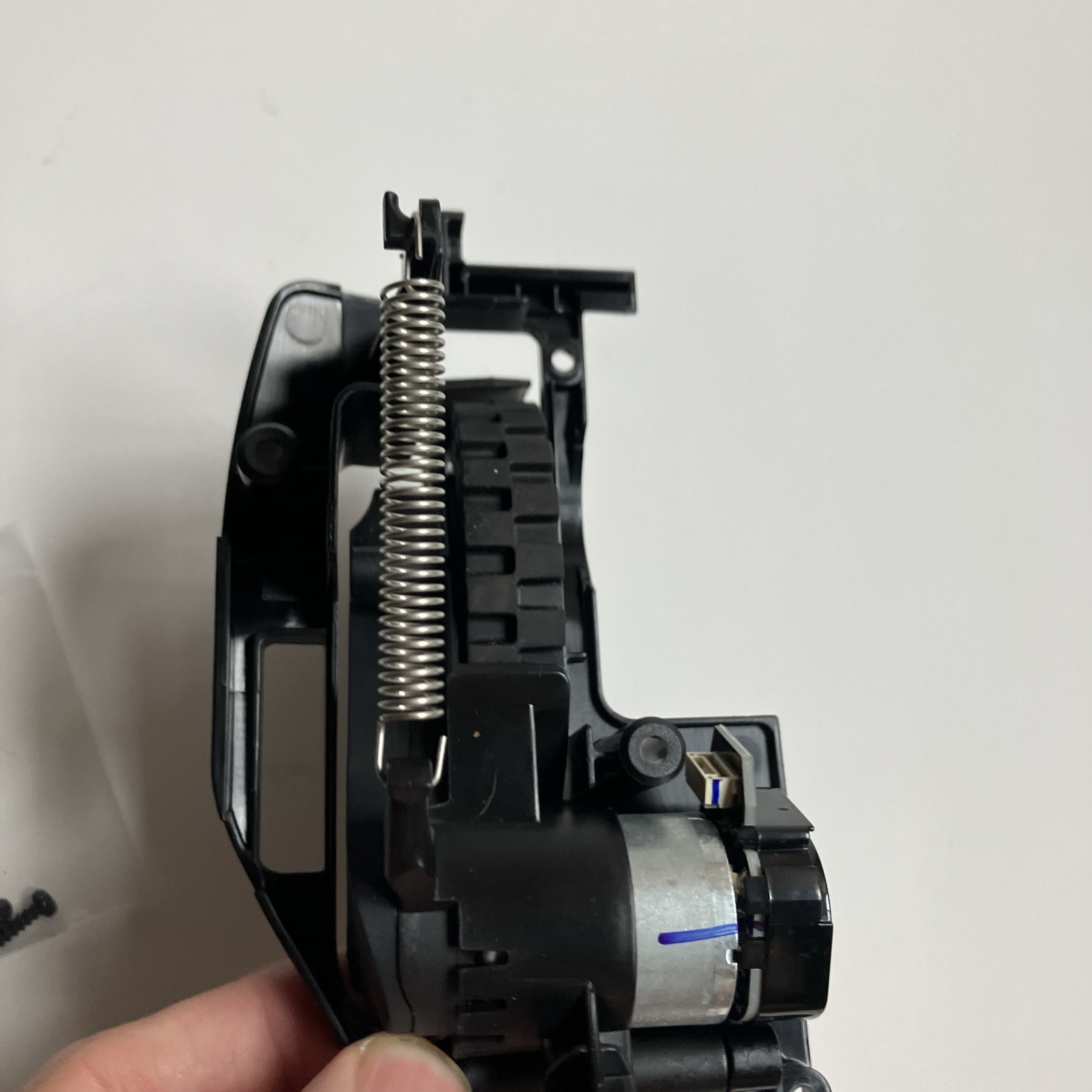 NEW Shark Matrix Plus AV26101EUS Right Wheel Drive Motor Assembly REPLACEMENT