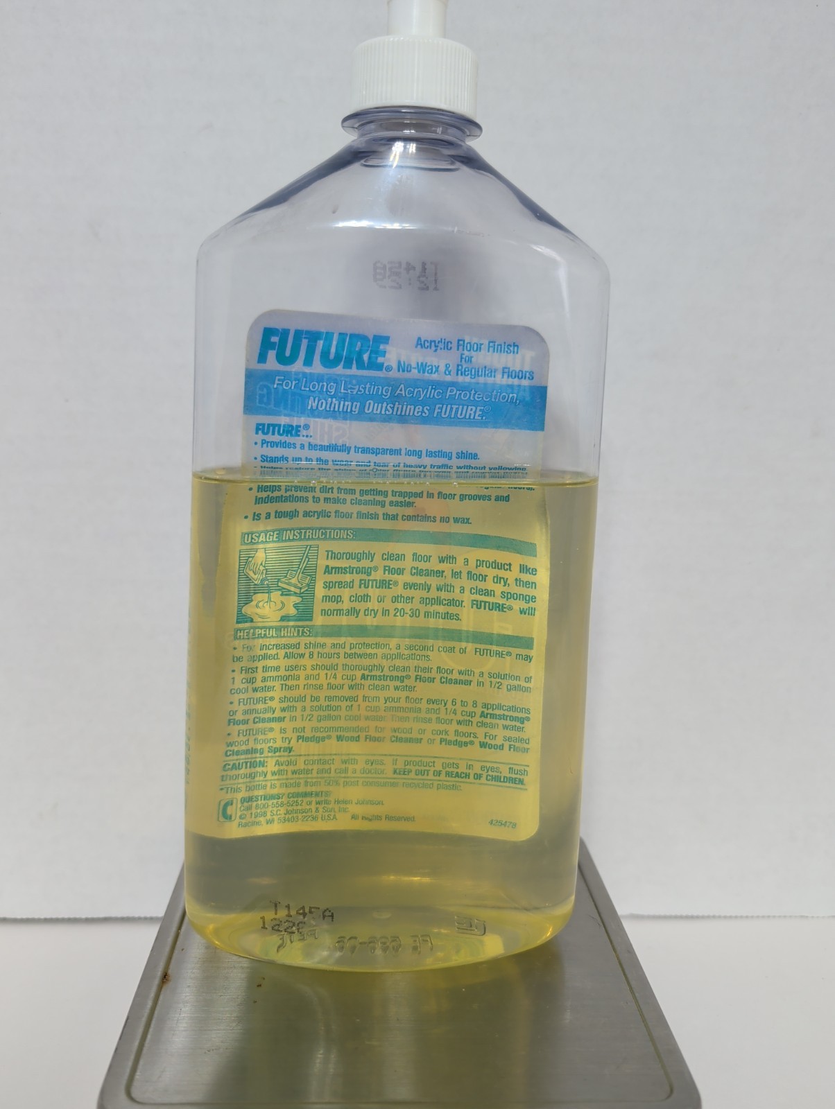 Vintage 70% full Future Floor Finish 1998 27 oz Bottle Johnson Polish Original