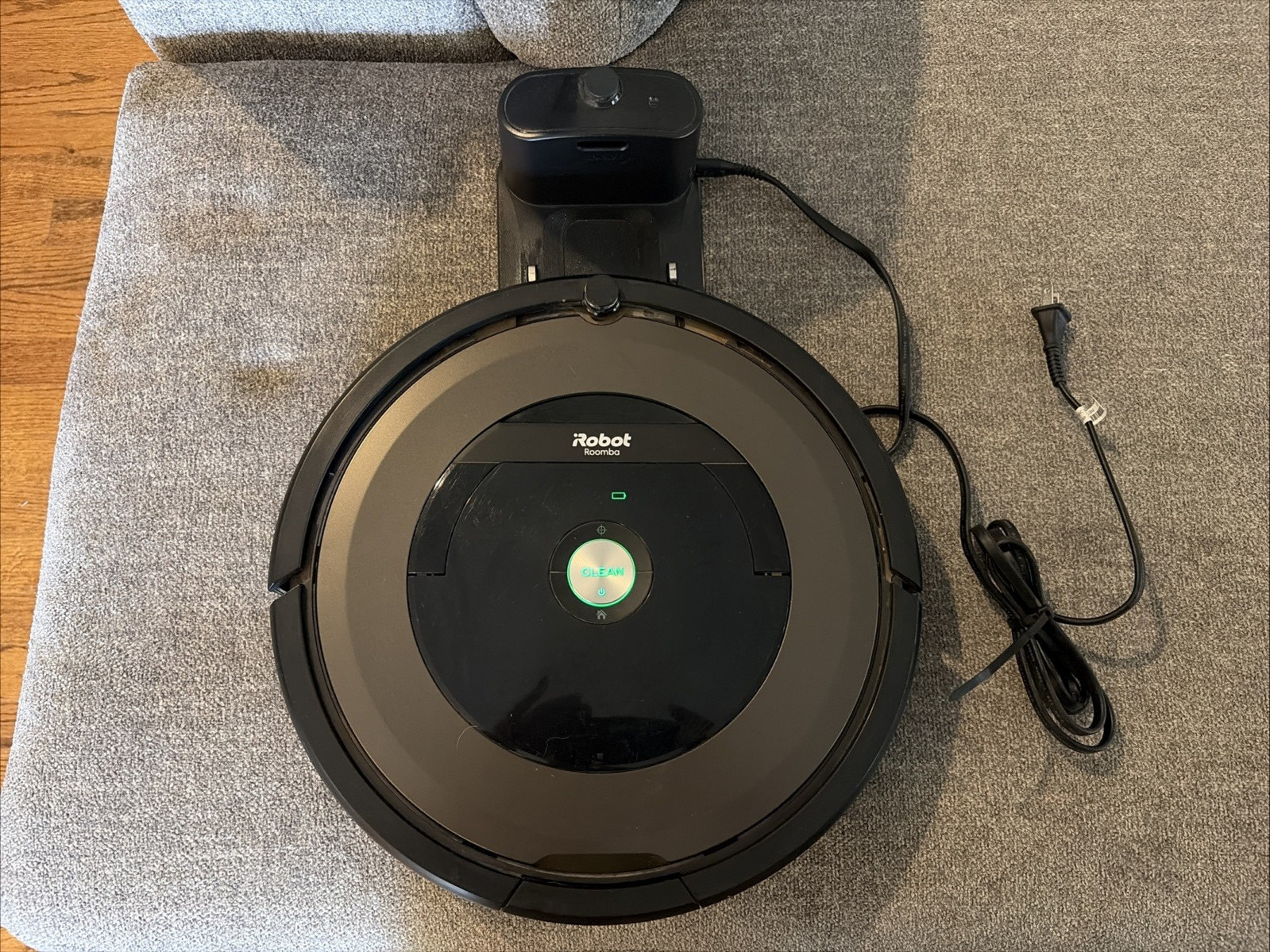 iRobot Roomba 890 Wi-Fi Robot Vacuum Cleaner – Excellent Condition