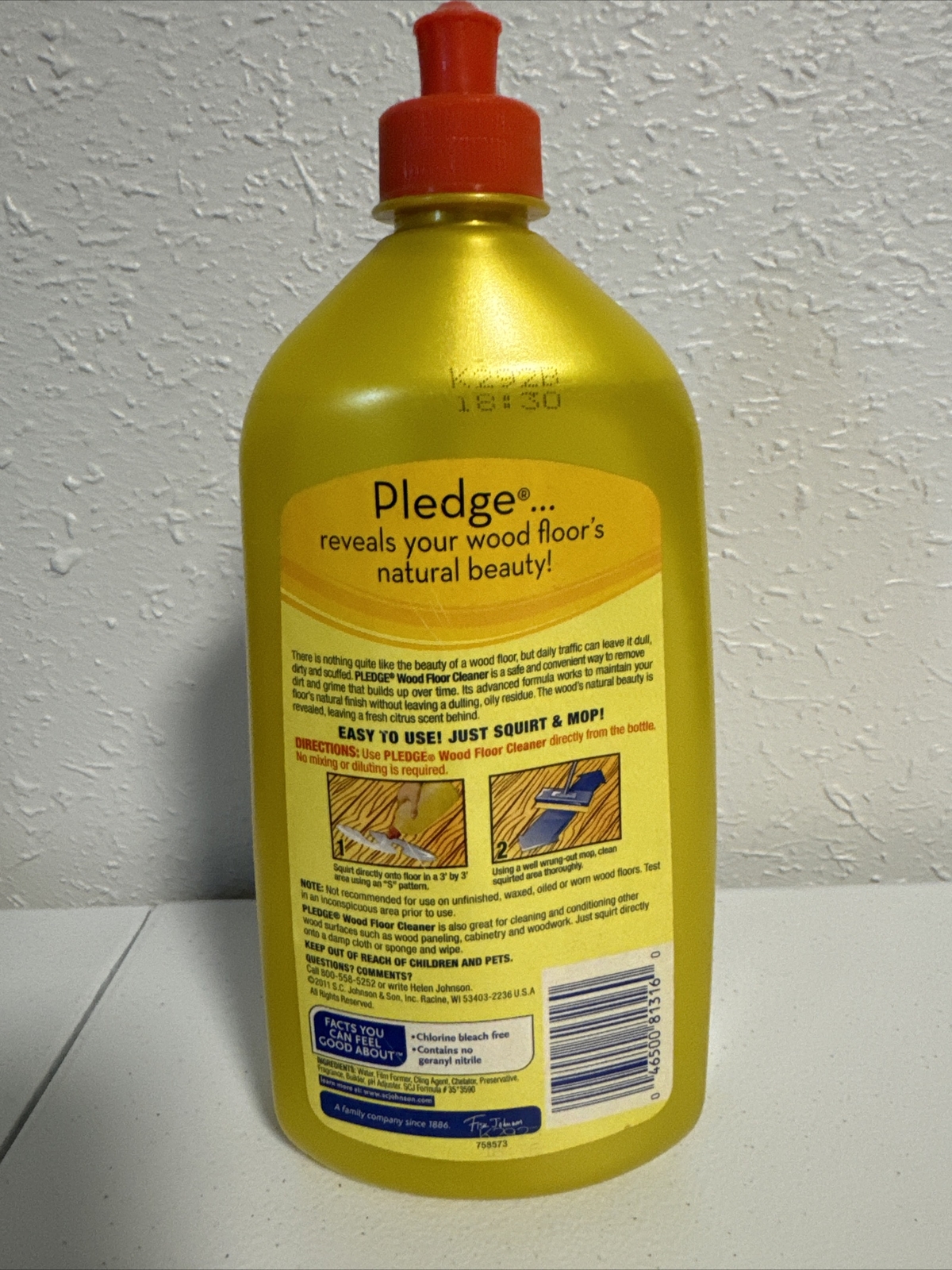 sc Johnson PLEDGE Wood Floor Cleaner Gold Bottle Citrus Scent ~27 fl oz.