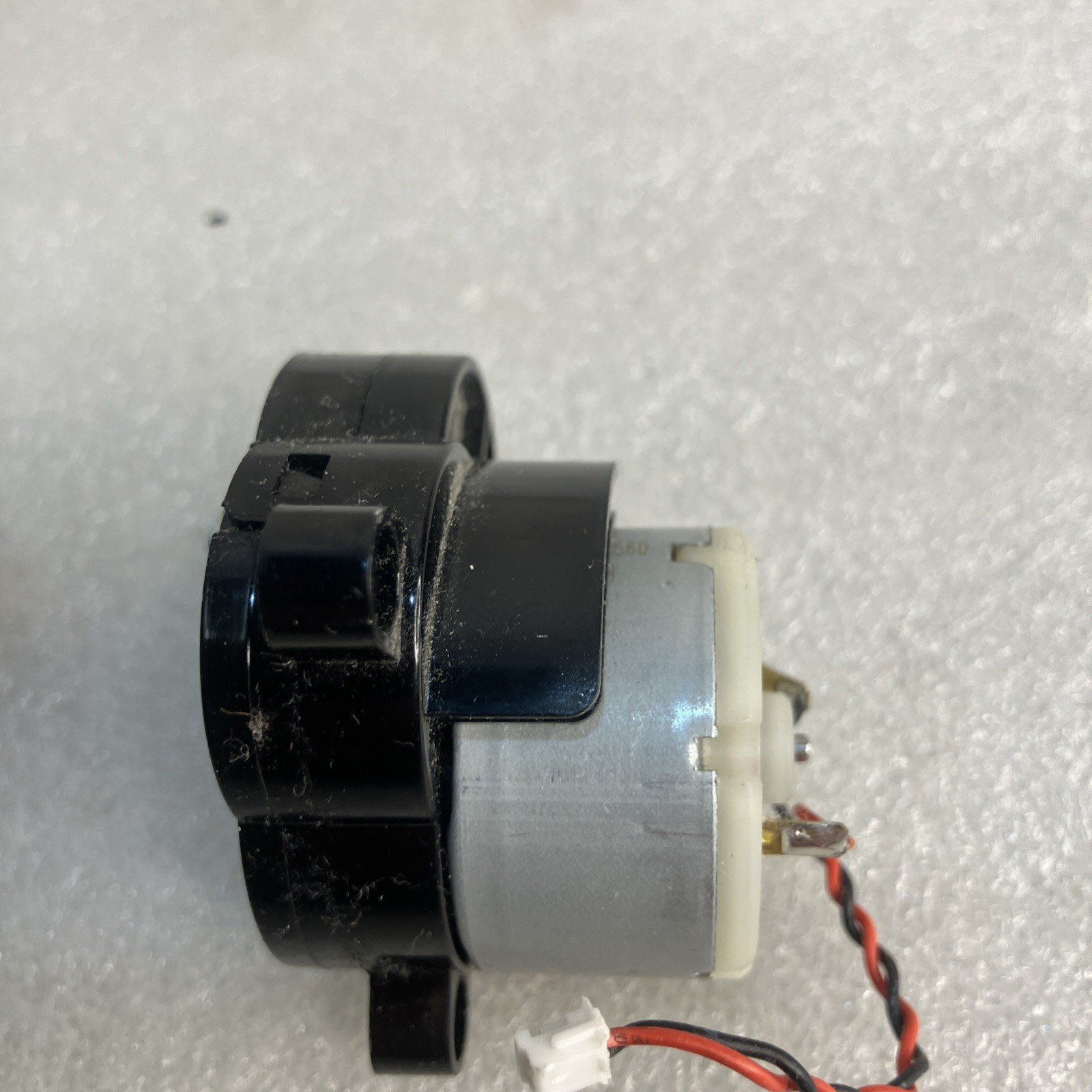 MAMNV BR151 Robot Vacuum and Mop part, Motor of the Right and Left Side Brushes