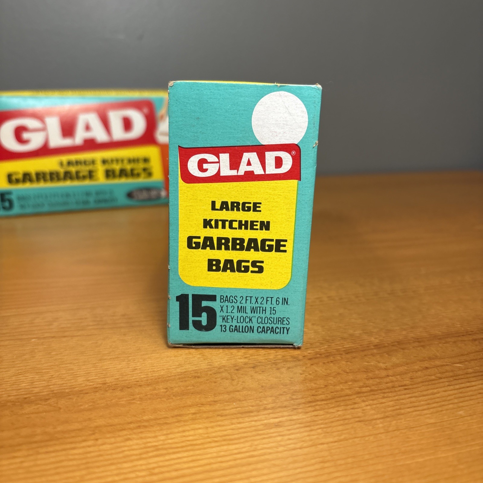 Vtg NOS Glad Large Kitchen Garbage Bags Trash 2-Ply Bags Set/2- 30 Total Bags