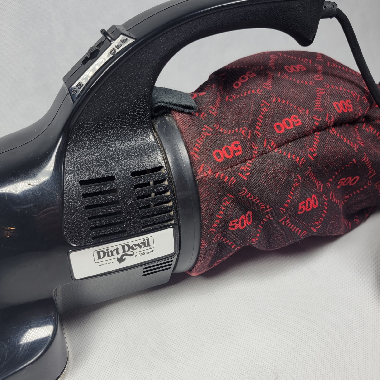 Dirt Devil Royal 500 Handheld Vacuum Cleaner Vac 120 Hz. 60 Powerful Bagless