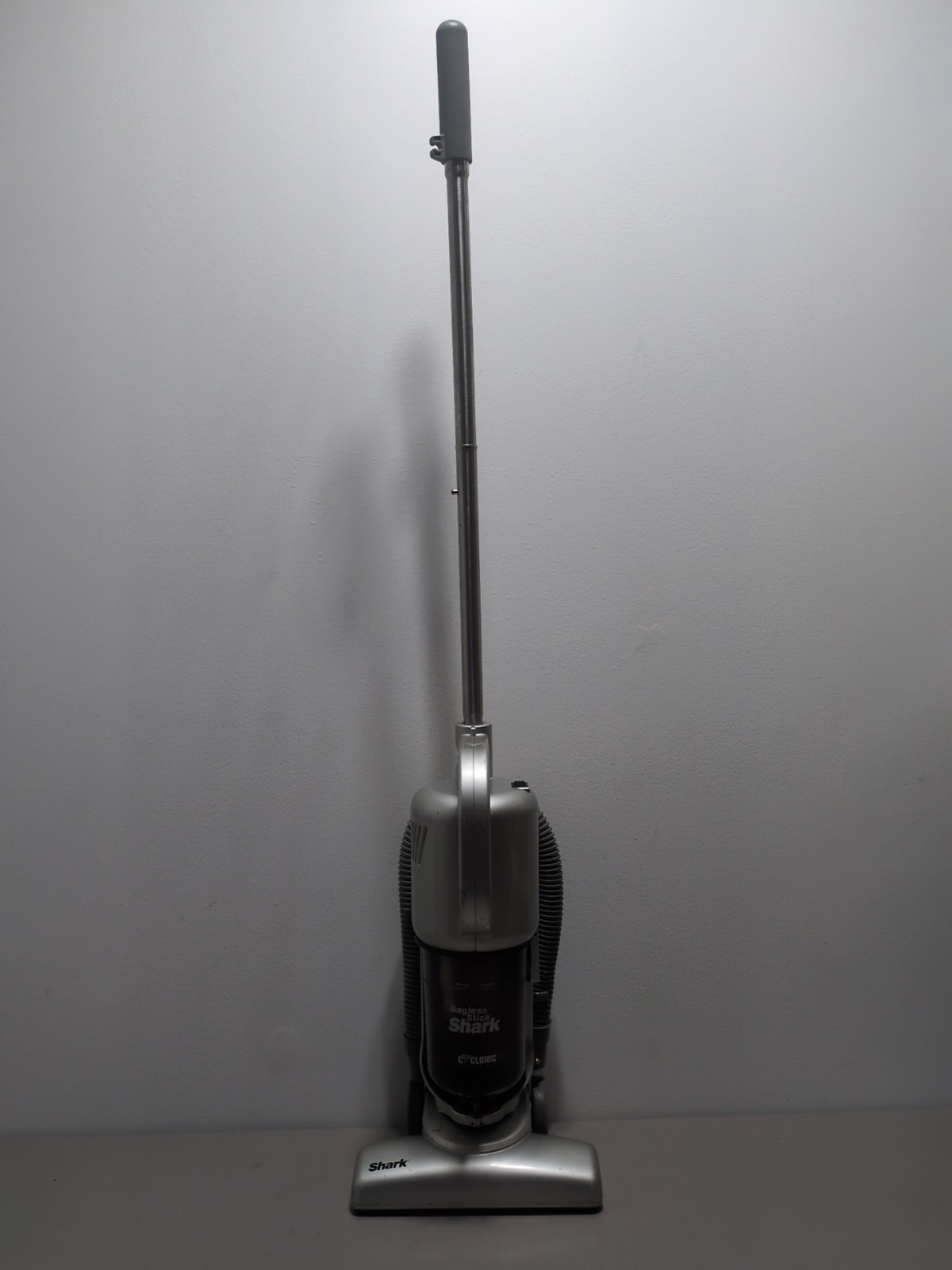 Shark EP600 Euro-Pro Bagless Turbo Stick Vacuum Corded Handheld Convertible(Vid)
