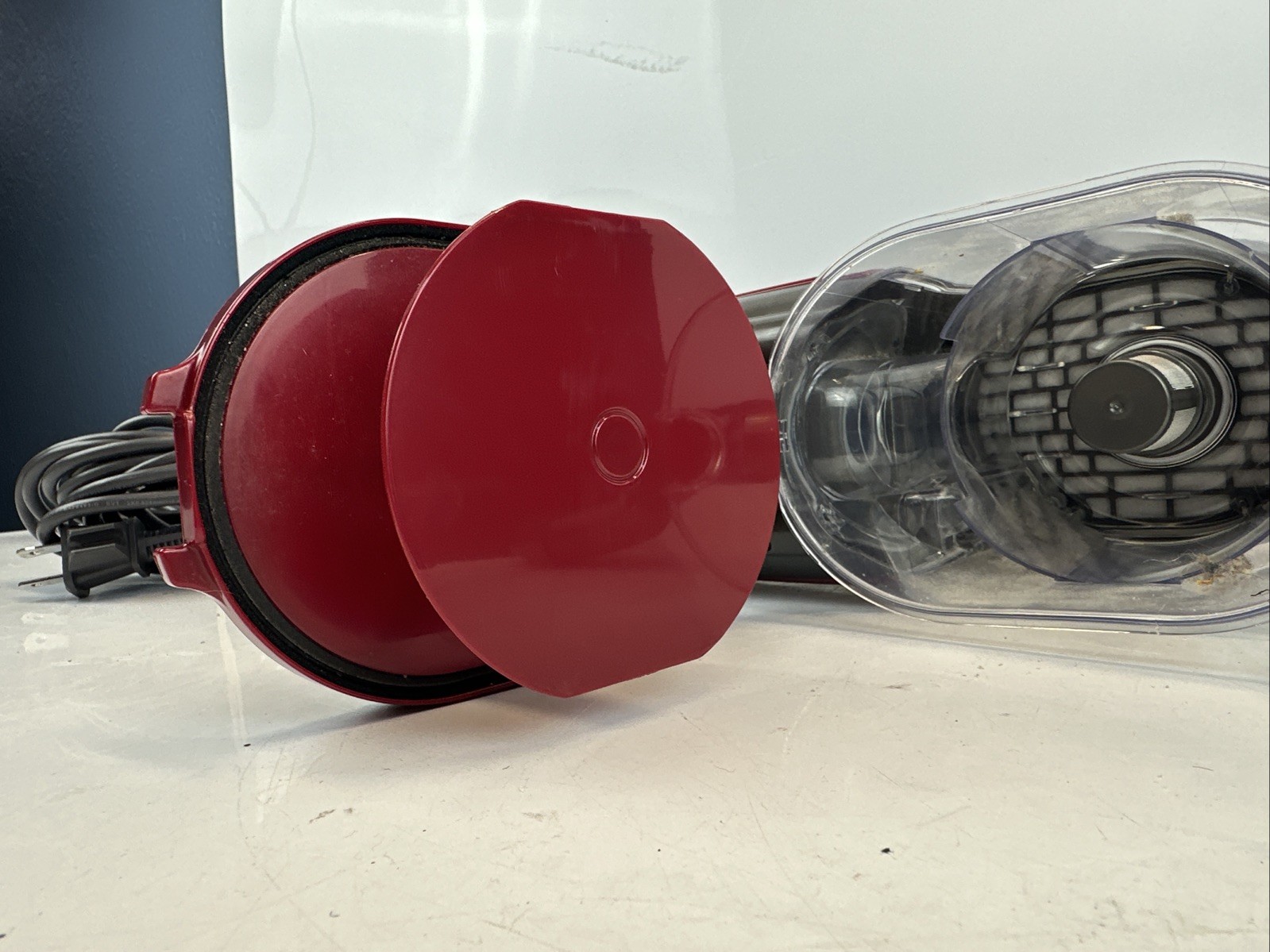 Shark QH296QRD Rocket Ultra-Light Handheld Vacuum Car Detail Kit 15FT Cord Red