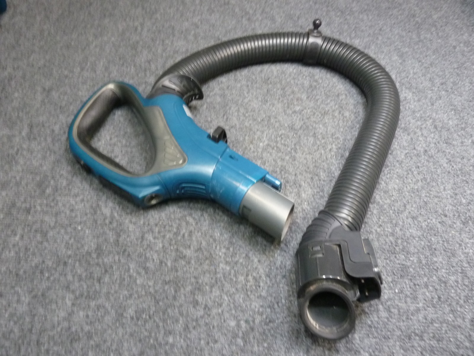Shark Apex DuoClean Upright AX952 Vacuum Cleaner Main Hose Handle