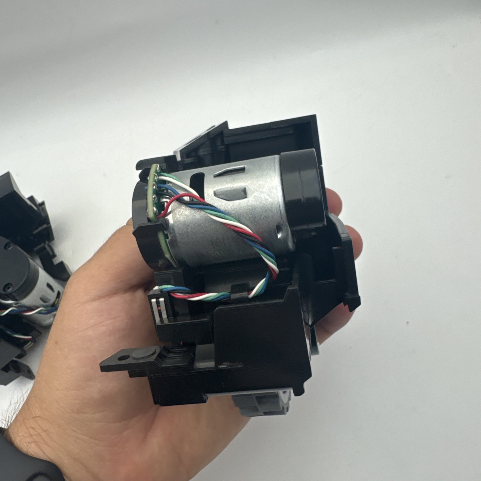 Left and Right Drive Wheel Module For iRobot Roomba S9 (9150)/S9+ (9550) Wheels