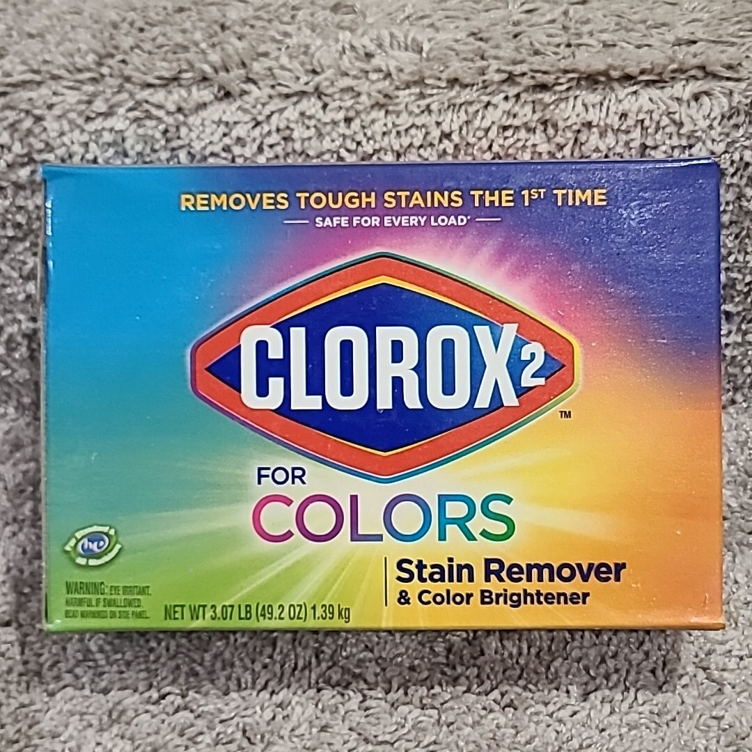 Clorox 2 Laundry Stain Remover and Color Booster Powder 49.2 Ounces Box New