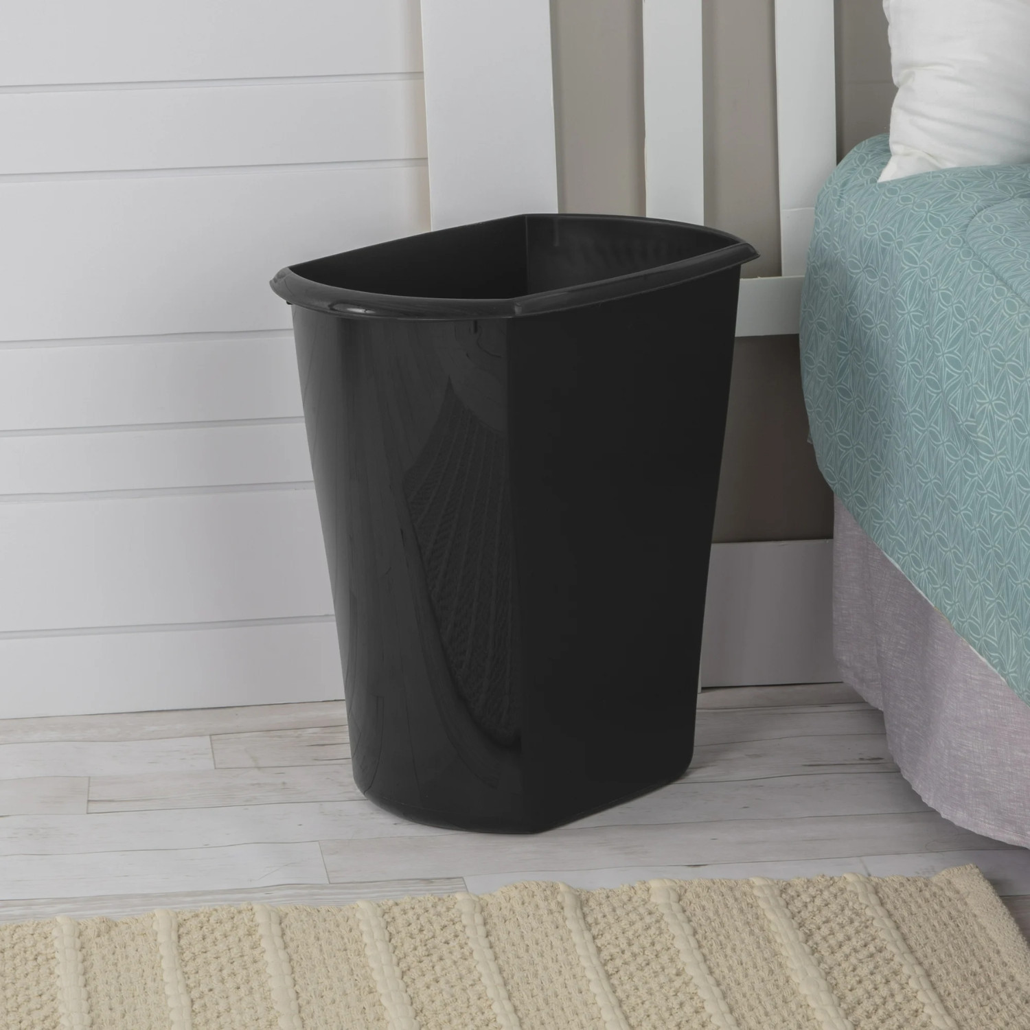 Sterilite Trash Can, Plastic Bathroom or Office Wastebasket, 5.5 Gallon, Black