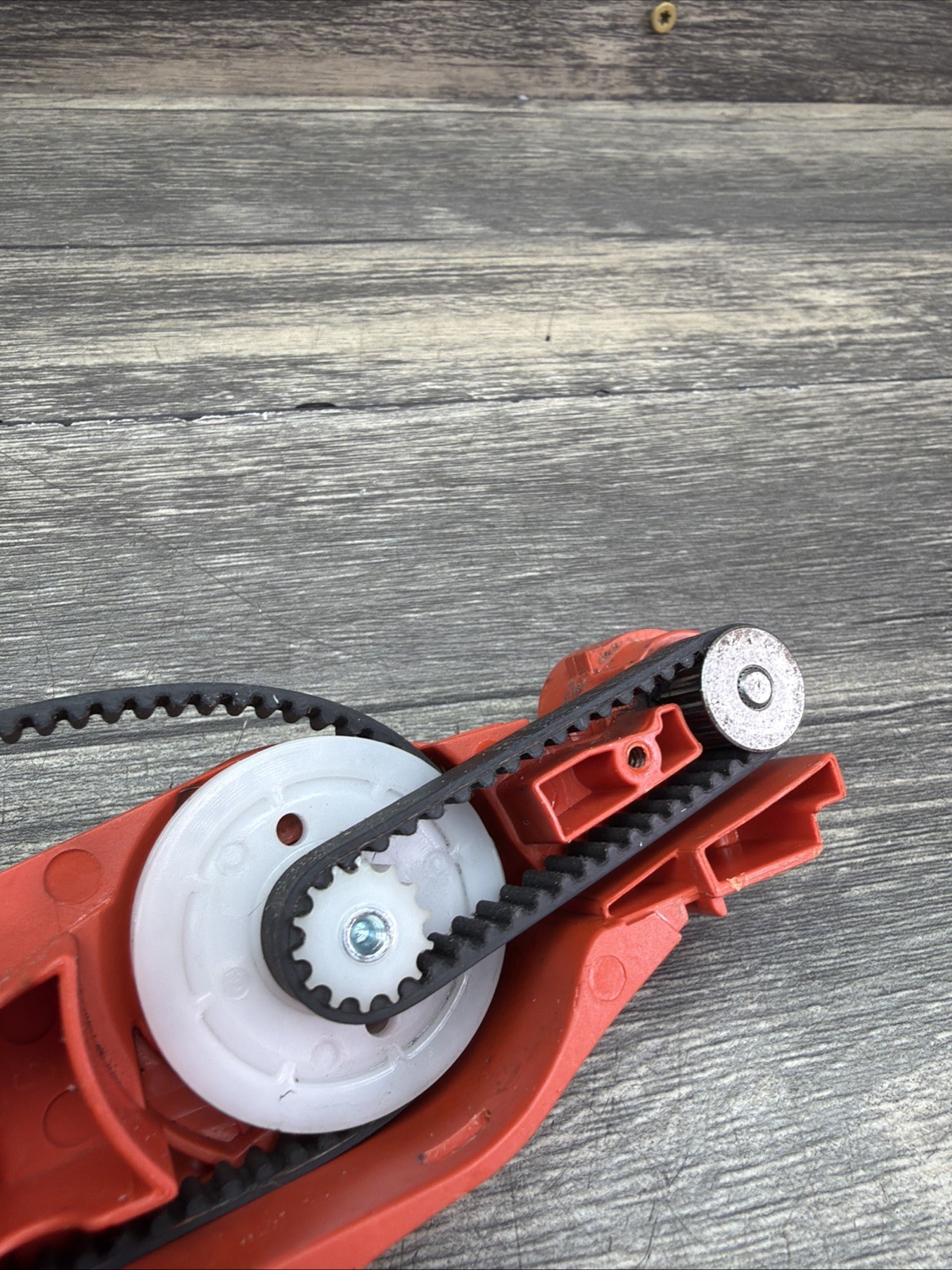 Shark NV800W NV800 NV801 NV803 UV810 NV800C BRUSHROLL DRIVE BELT GEAR WHEEL OEM.