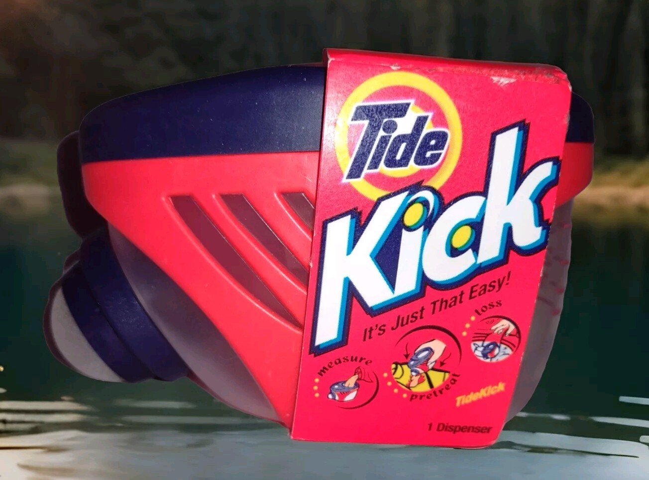 TIDE KICK STAIN PRETREAT DISPENSER LAUNDRY DETERGENT VTG DISCONTINUED 2000 Y2K