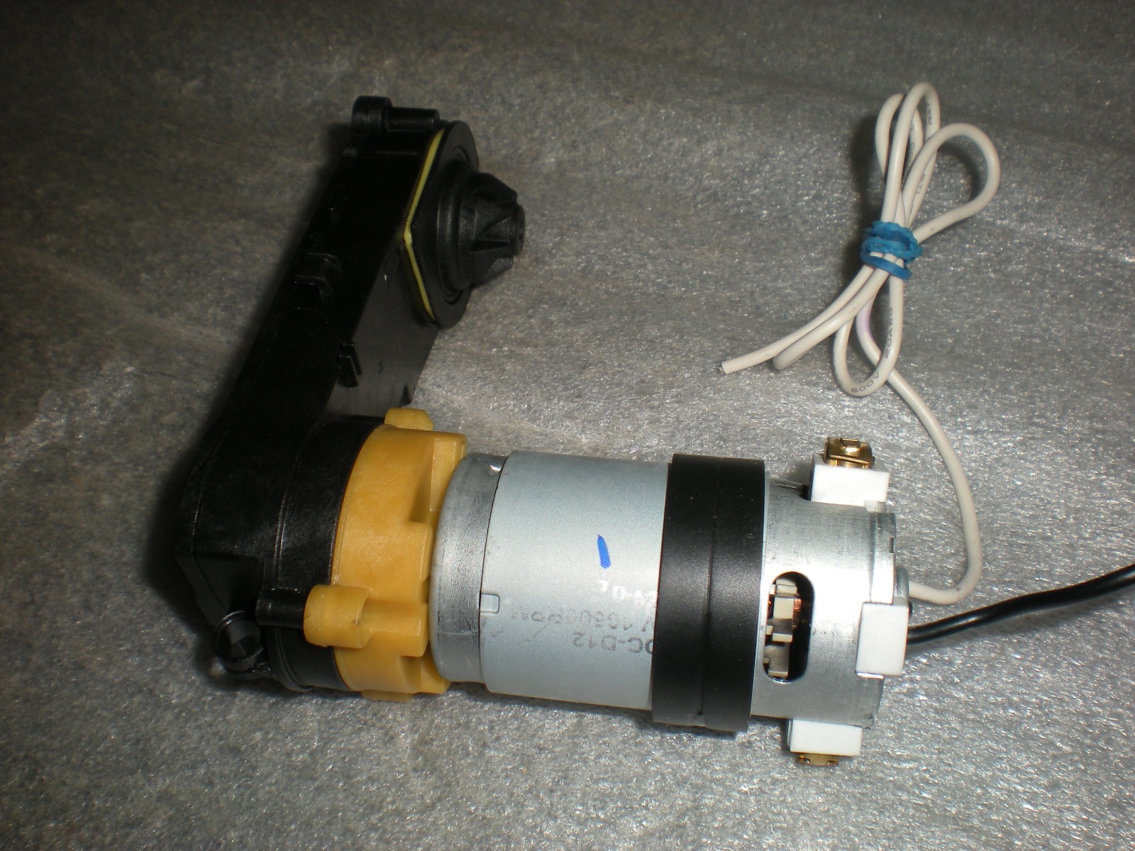 Shark WD261 HydroVac MessMaster Cordless Vacuum Brush Head Roller Motor & Gear