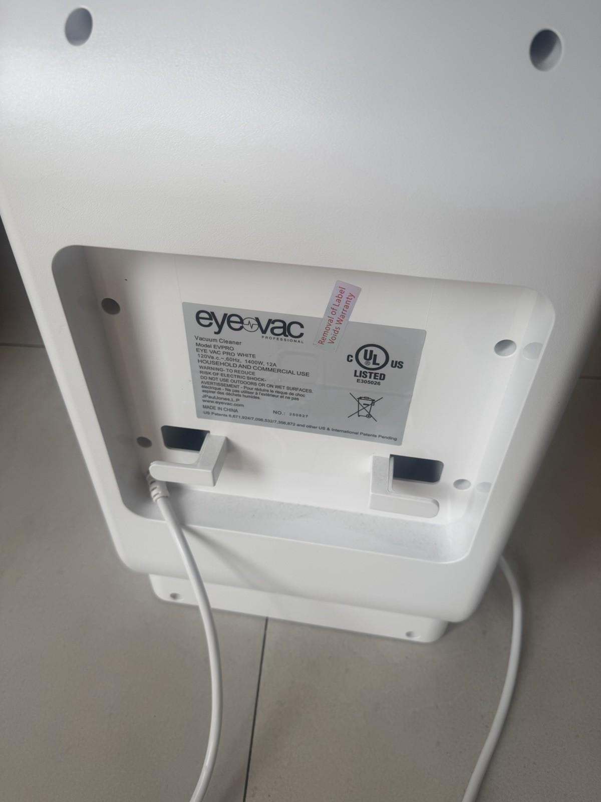 EyeVac Professional EVPRO Touchless Vacuum White Salon Barber Pet Hair