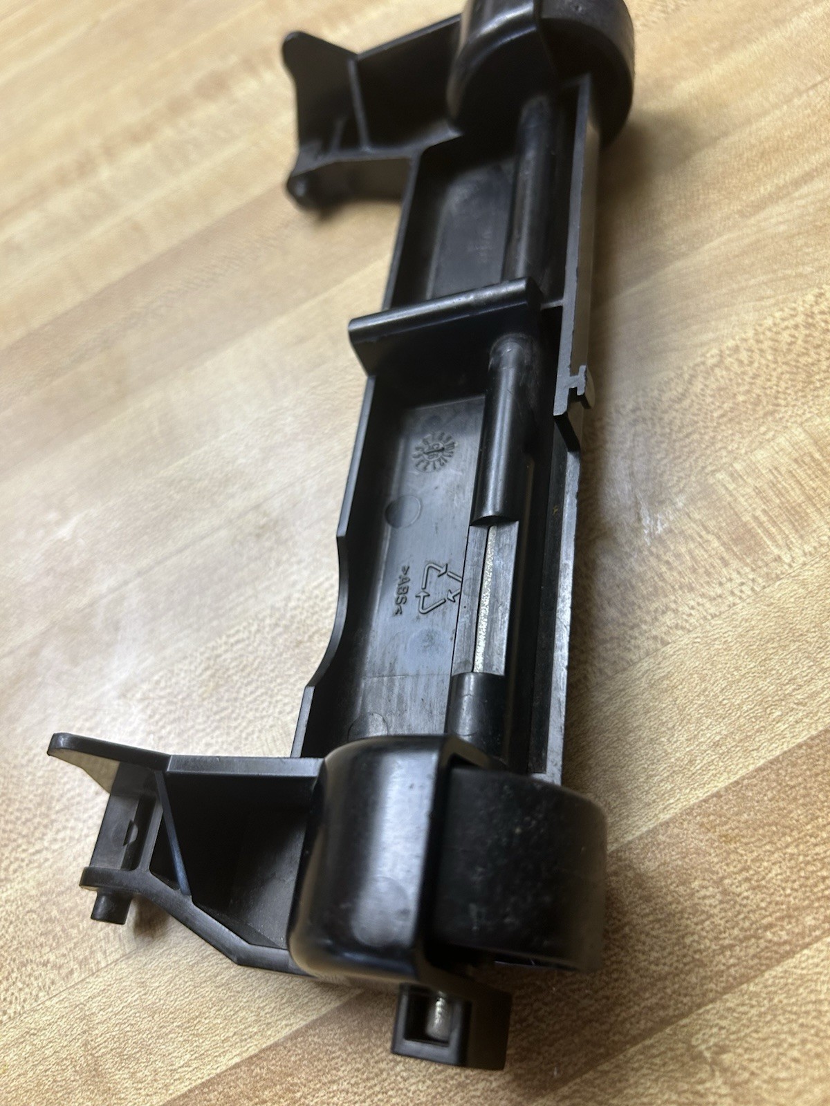 Vacuum Cleaner Front Wheel Assembly Make Model Brand Unknown