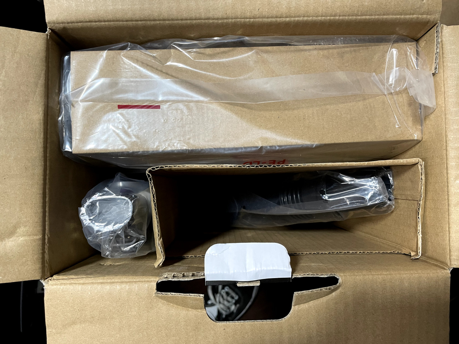 Shark IX141H Pet Cordless Stick Vacuum with Anti-Allergen open box!!!!