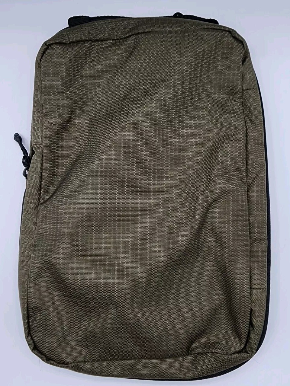 Nomatic Olive Green Medium 11.5″W × 7.75″H ACCUMD-KAL-01 Shoe Packing Cube
