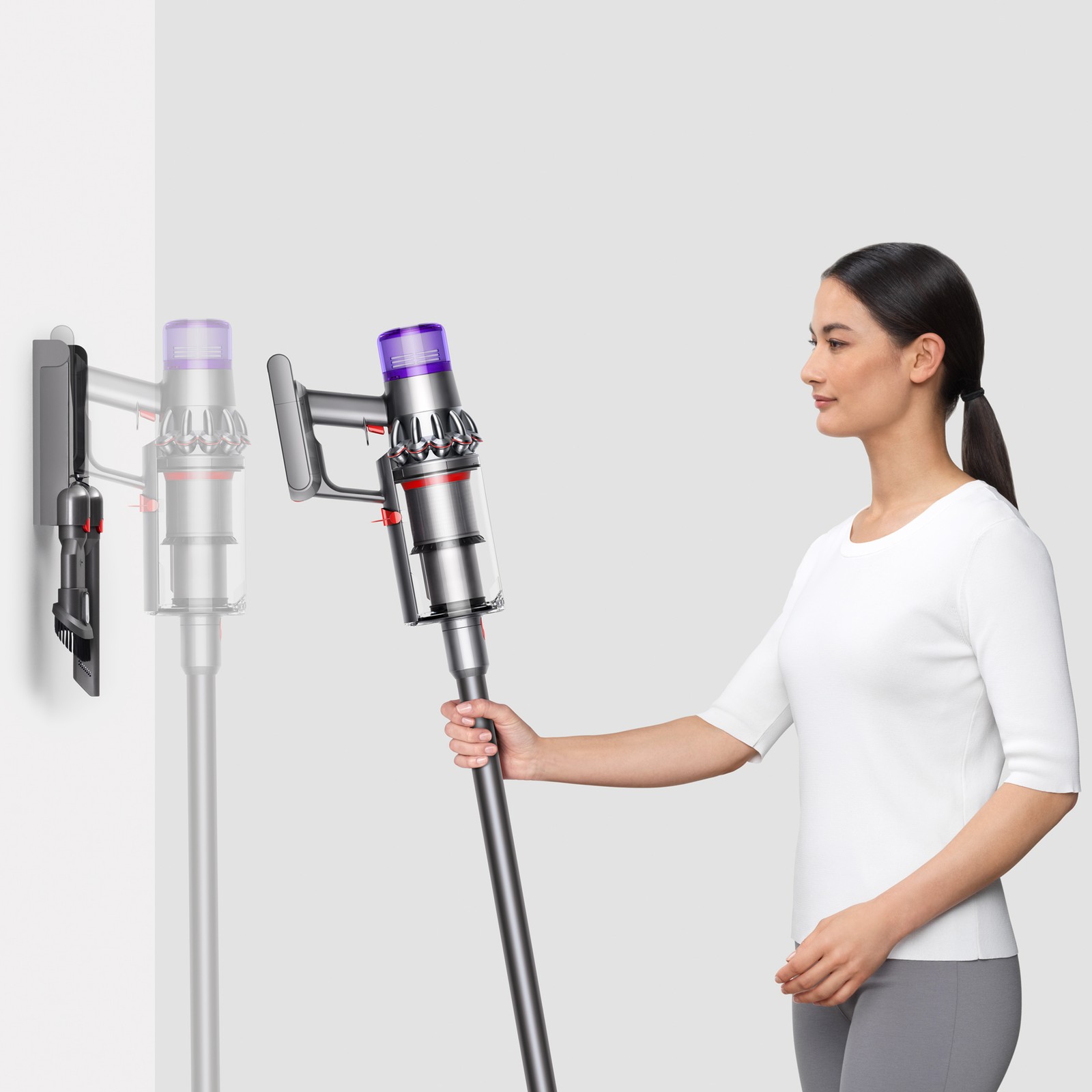 Dyson V11 Complete Cordless Vacuum Cleaner | Iron | Refurbished