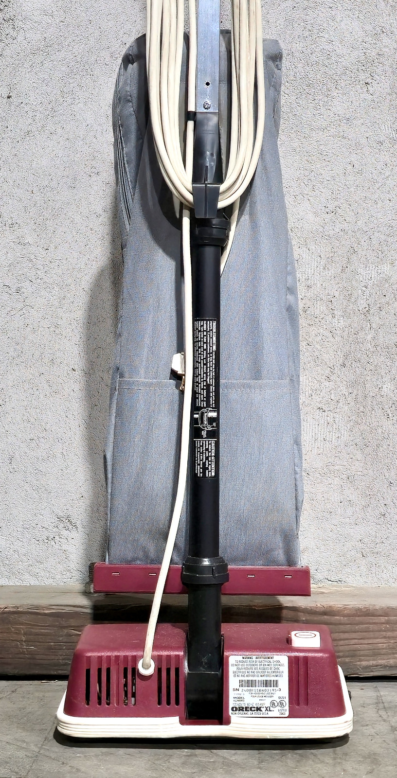 Oreck XL XL2400RS Upright Vacuum Cleaner Lightweight Working Extended Life