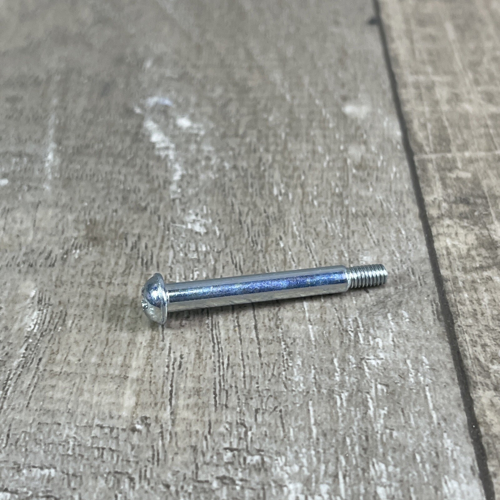 HOOVER UH71300 WindTunnel Pet Upright Vacuum Cleaner Replacement Handle Screw