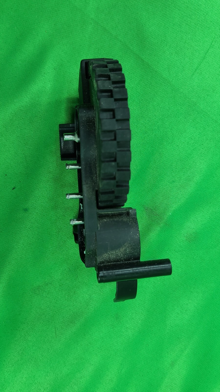 Shark LEFT Wheel ONLY OEM UR1100S1US