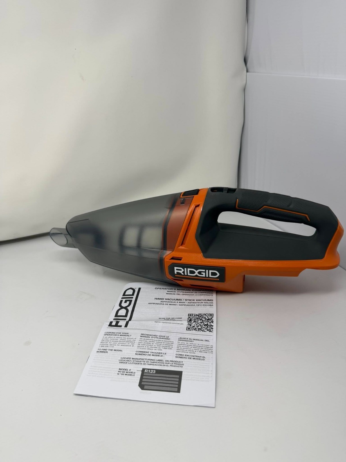 Ridgid R8609021 18V Cordless Handheld Vacuum (Tool Only)