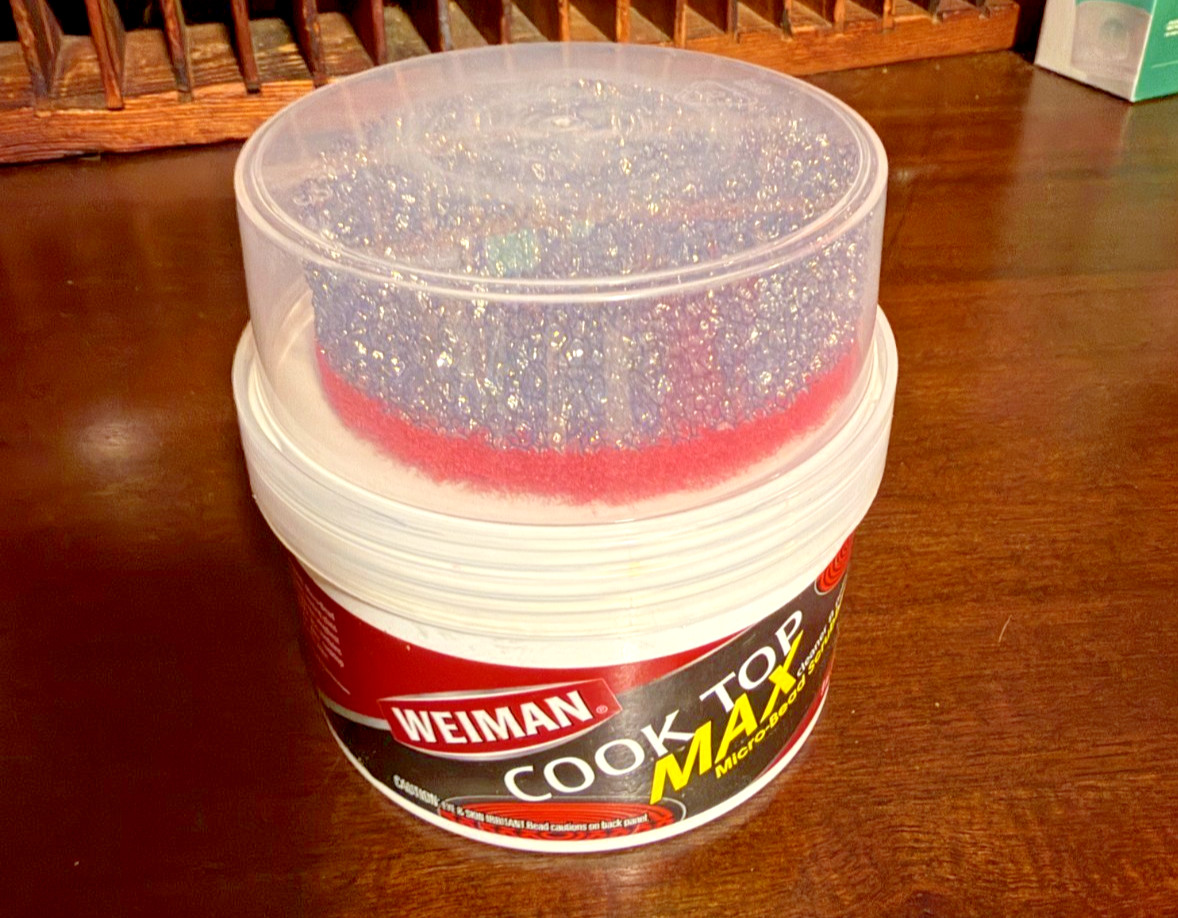 Weiman Cooktop Cleaner Paste, Easily Remove Burned Food and Grease- Brand New