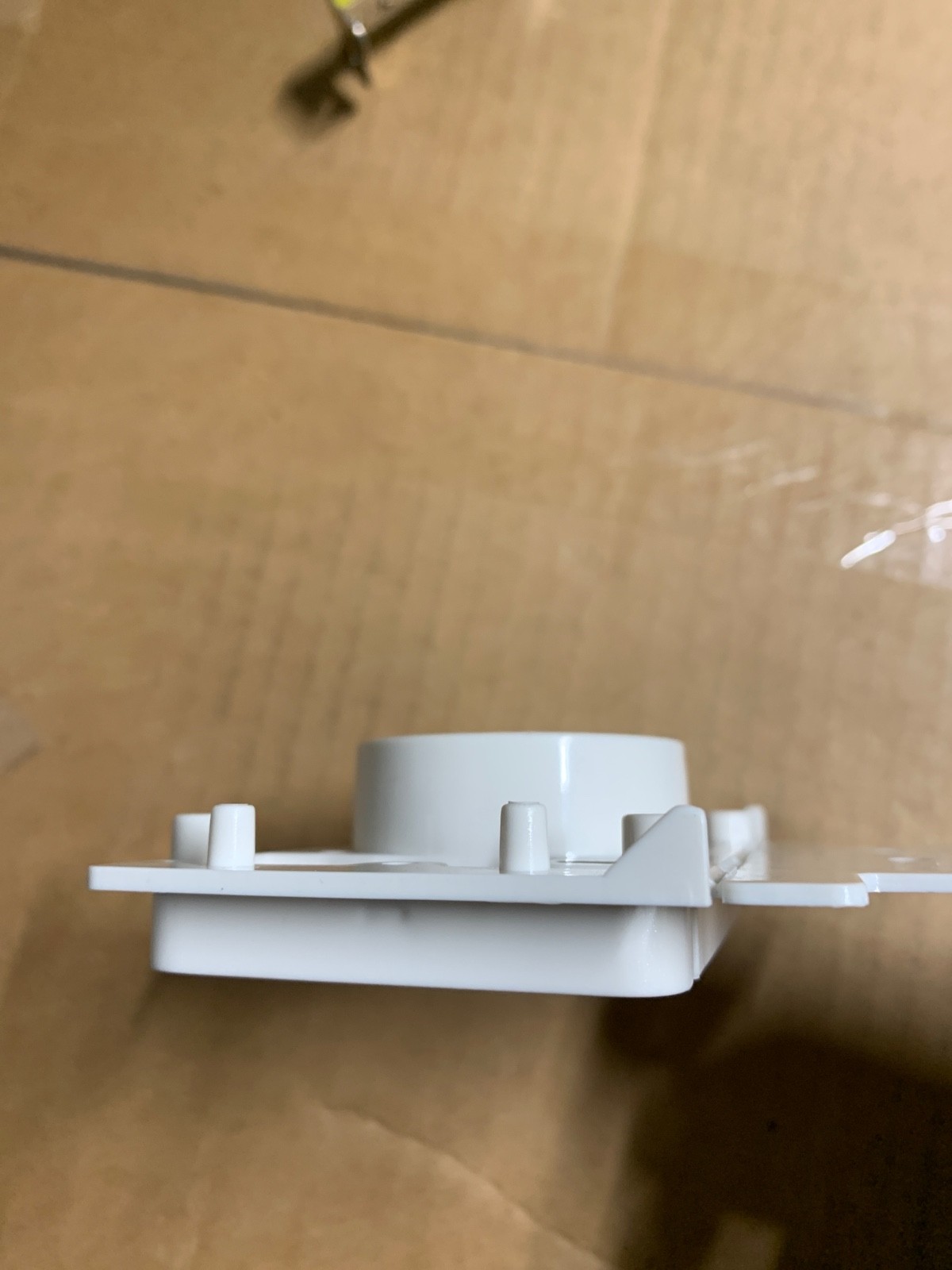 Inlet Valve Mounting Bracket for Central Vacuum Parts Wall Built-in System Beam