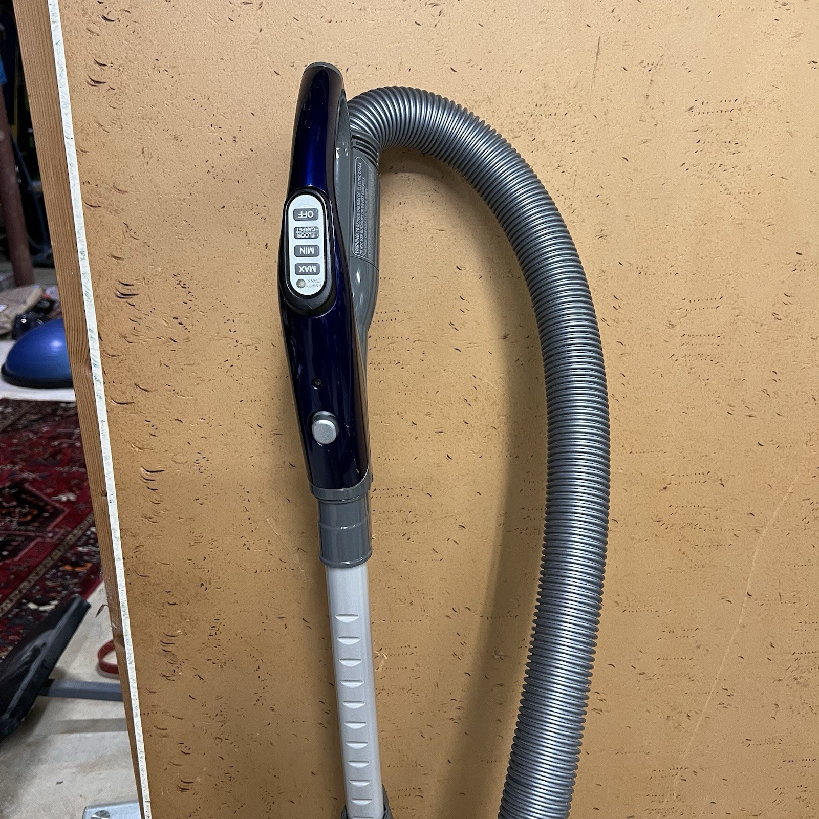 LG KOMPRESSOR Canister Vacuum Cleaner Blue Bagless Tested