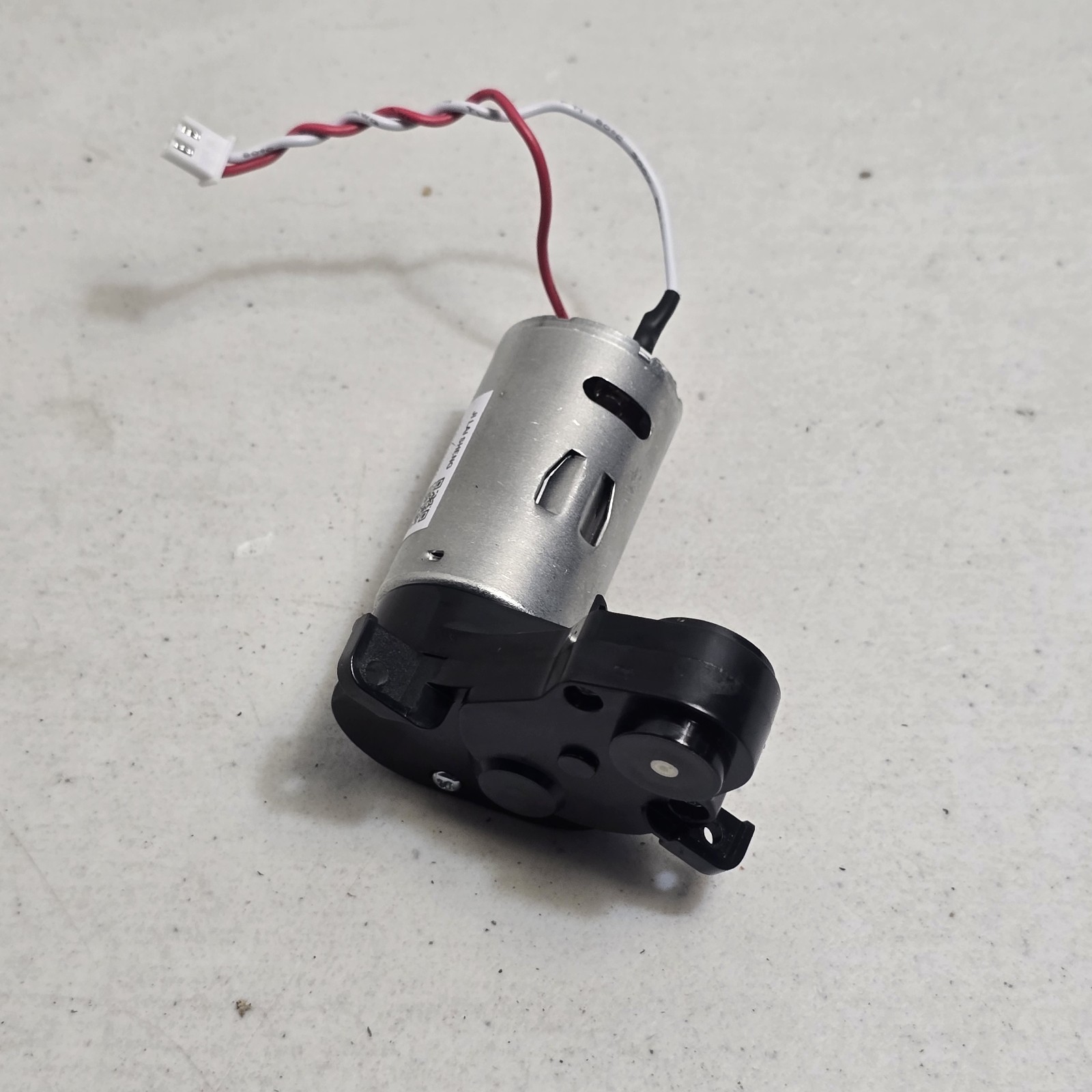OEM Genuine iRobot Roomba 104 105 Vac Robot Cleaning Head Roller Brush Motor