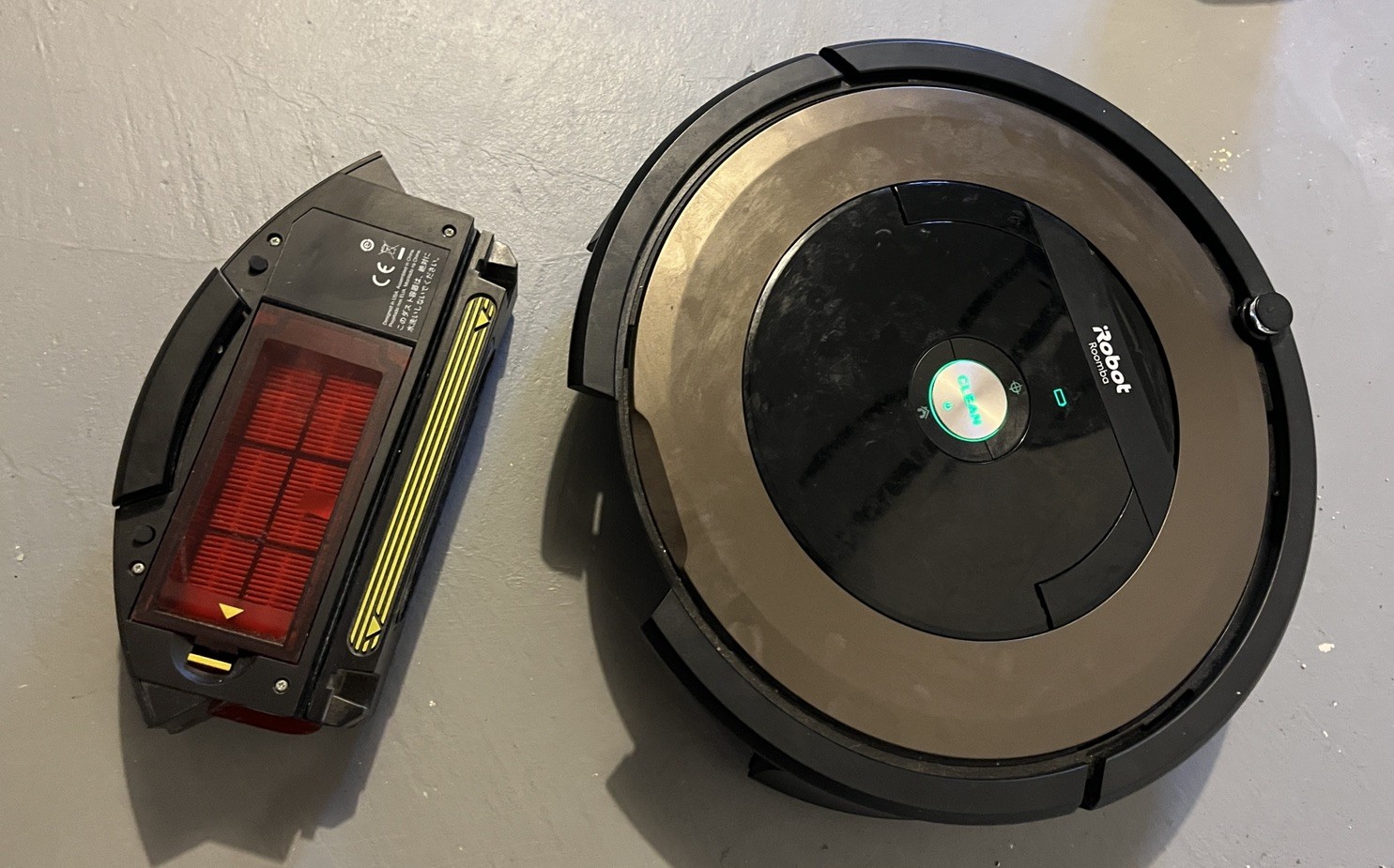 IROBOT Roomba 890 Robot Vacuum Wi-Fi Connected Works with Alexa -Fast Ship