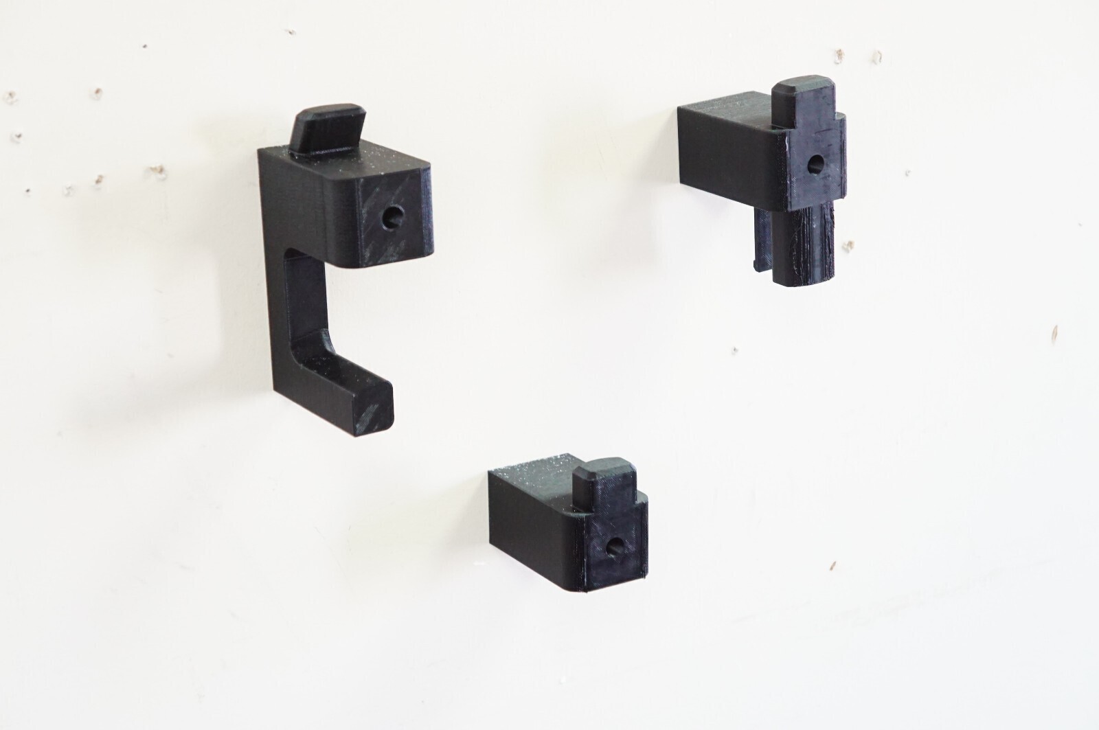 Deluxe Wall Mount Holder System for Shark Stratos Vacuum Cleaner