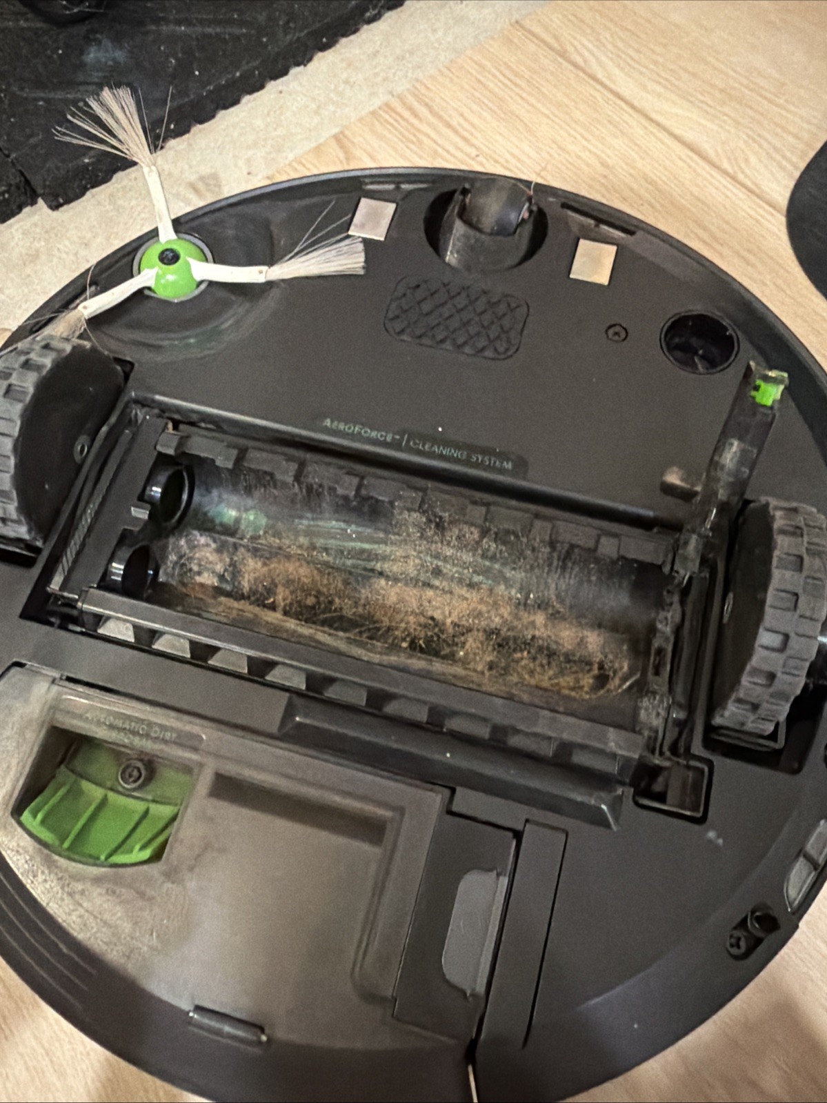 iRobot Roomba J7 Clean Base Automatic Dirt Disposal Dock ADB-N1 Vacuum