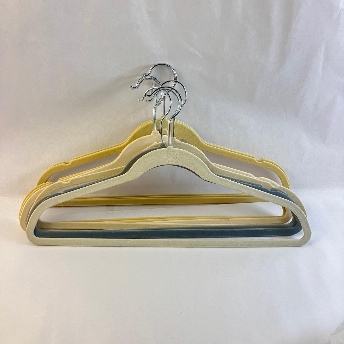 Set of 10 Yellow Gray Green Velvet Space Saving Hangers Shirts Pants Bar
