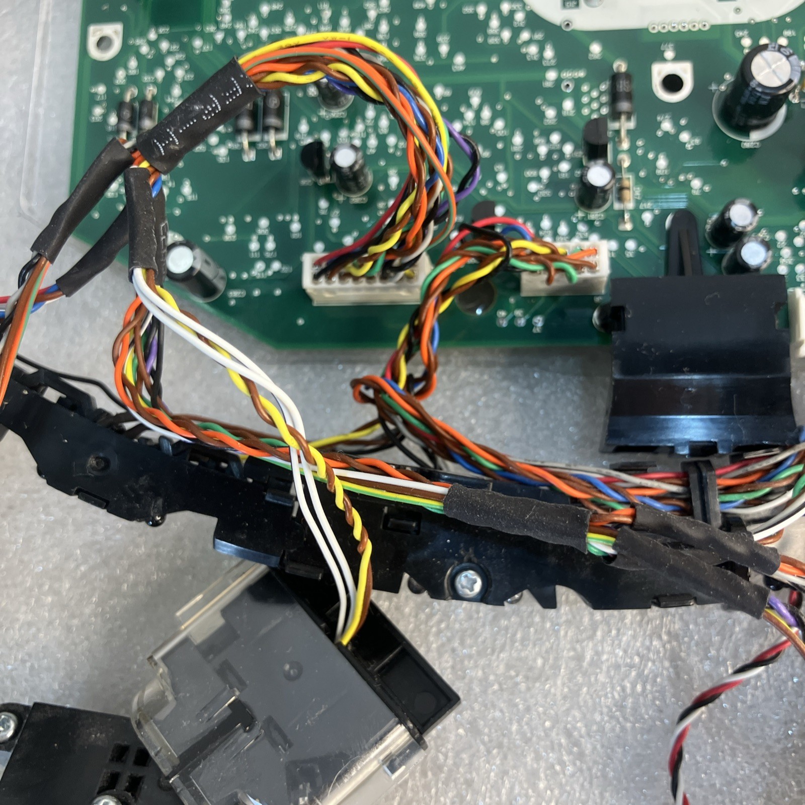iRobot Roomba 805 Robotic Vacuum part, Circuit Board, All Sensors & Connections