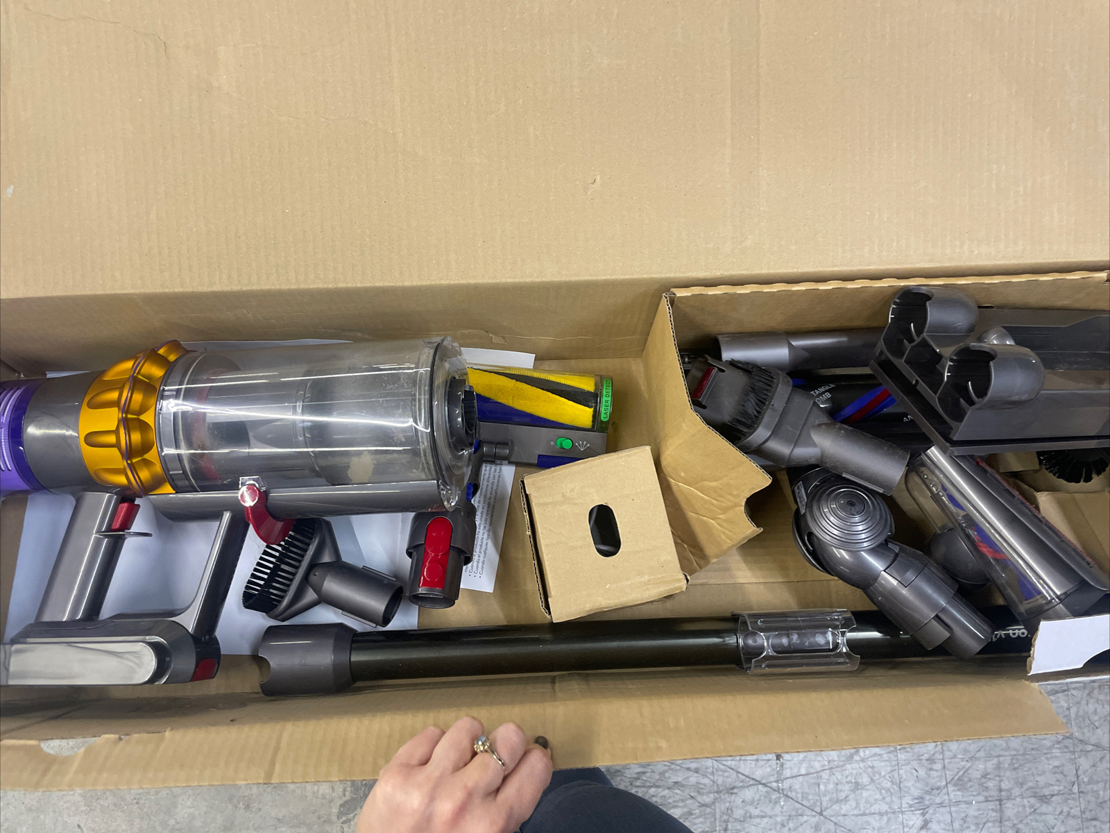 Dyson V15 Detect Absolute Cordless Vacuum Cleaner – Read vu