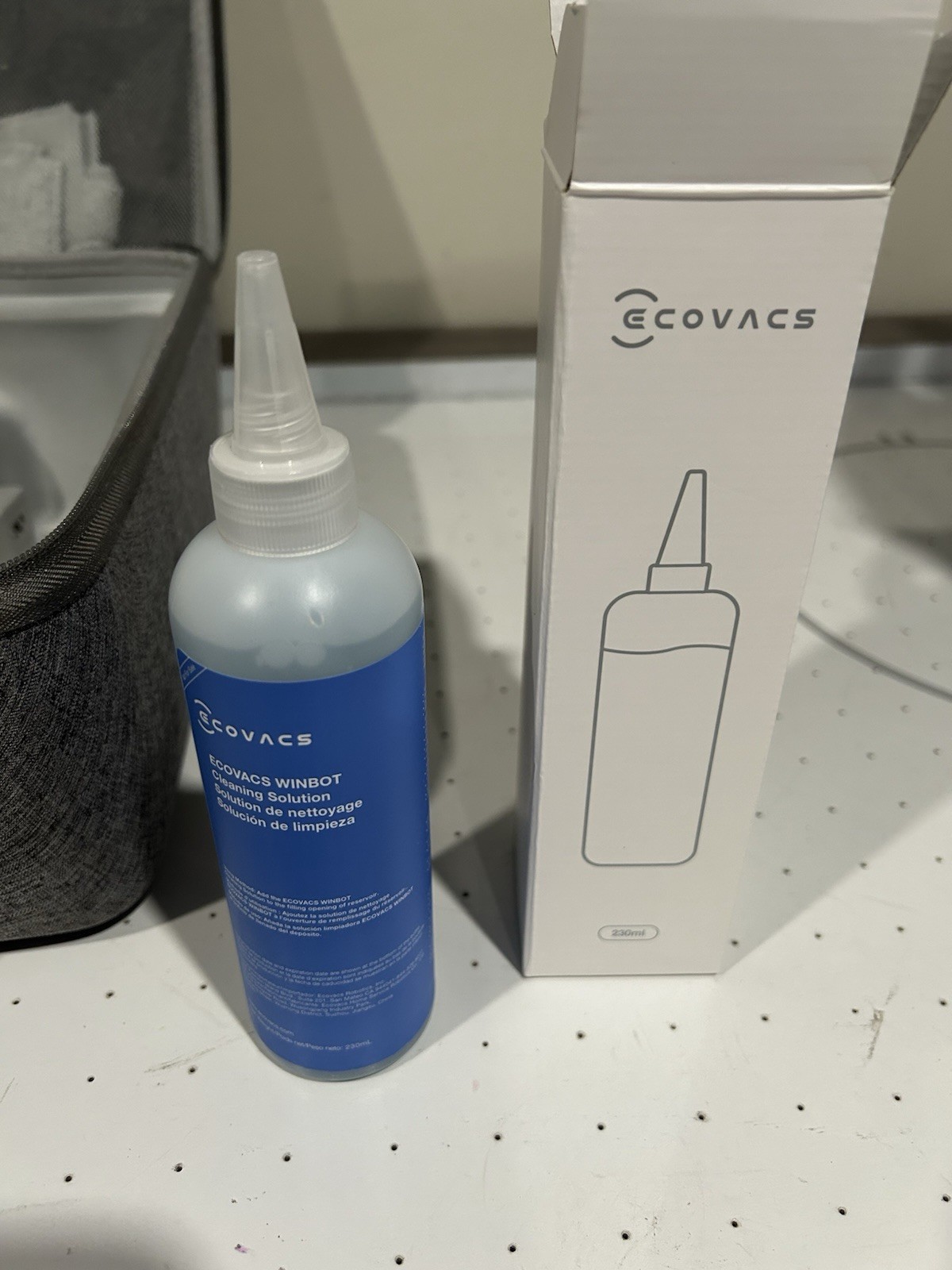 ECOVACS WINBOT W2S Window Cleaning Robot App Control TruEdge Scrubber Fast Ship