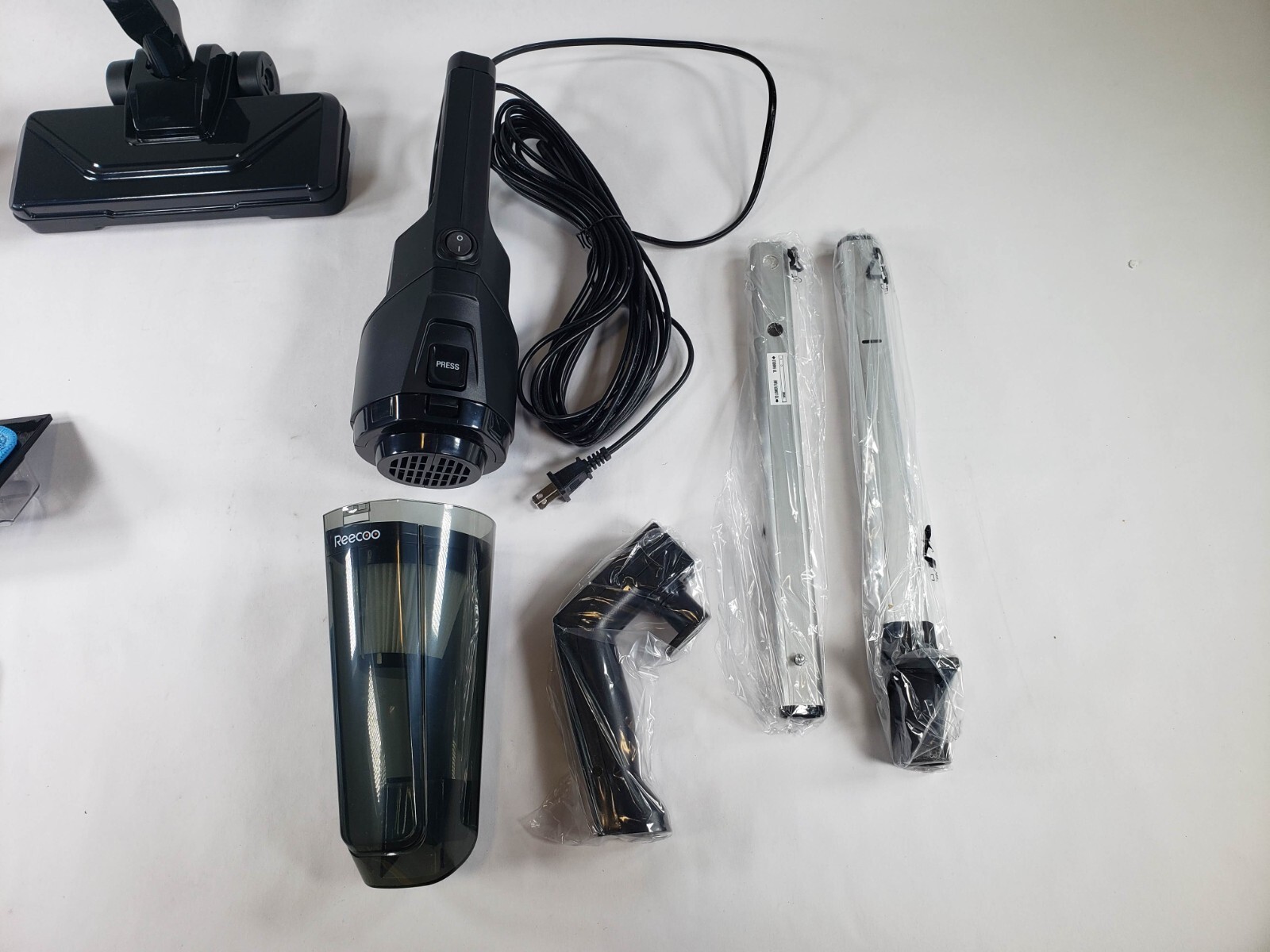 REECOO Vacuum Cleaner and Mop Combo 25Kpa 600W Corded Stick Vacuum