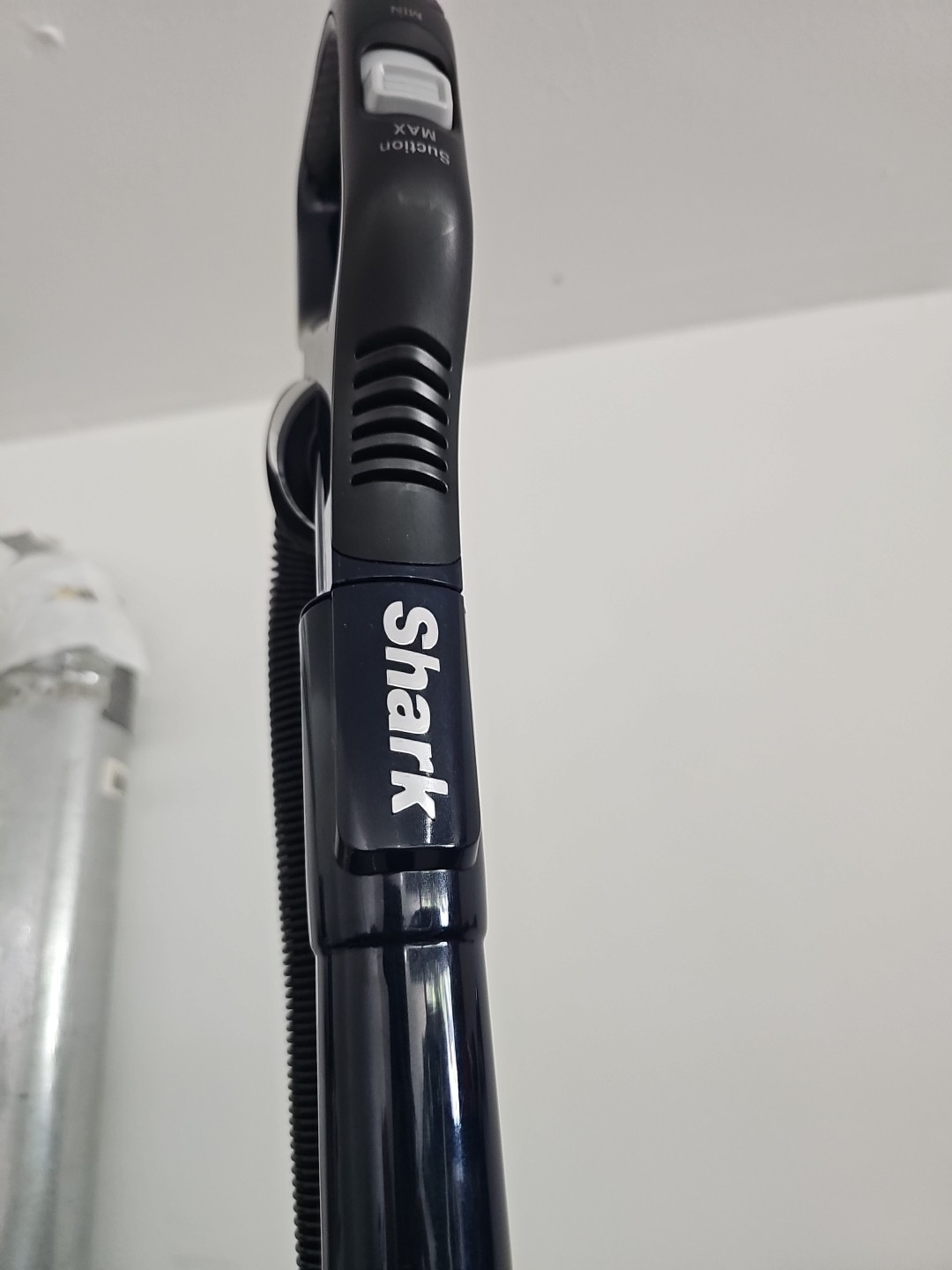 Shark UV850 Performance Lift-Away DuoClean PowerFins Upright Vacuum Cleaner