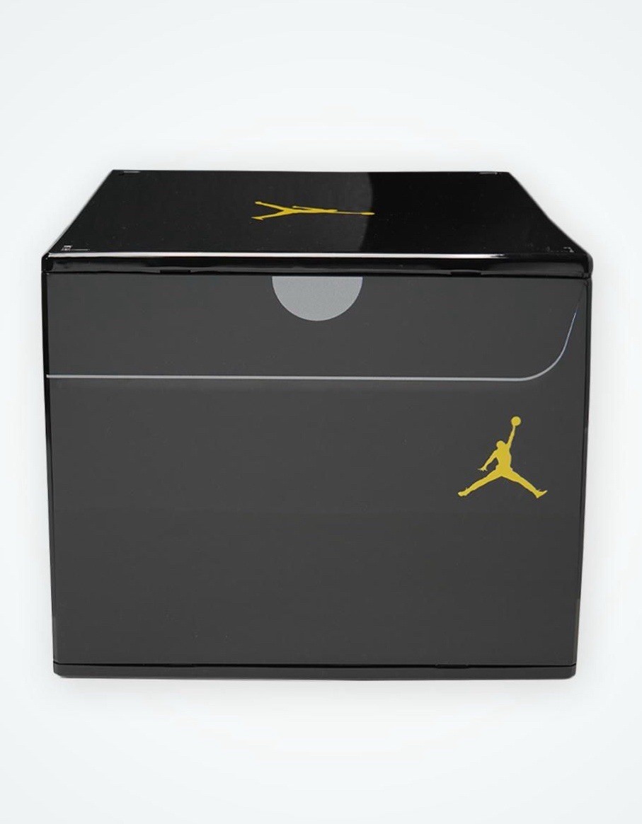 NIKE Black Plastic Shoe Box One Piece – Available exclusively in Asia New