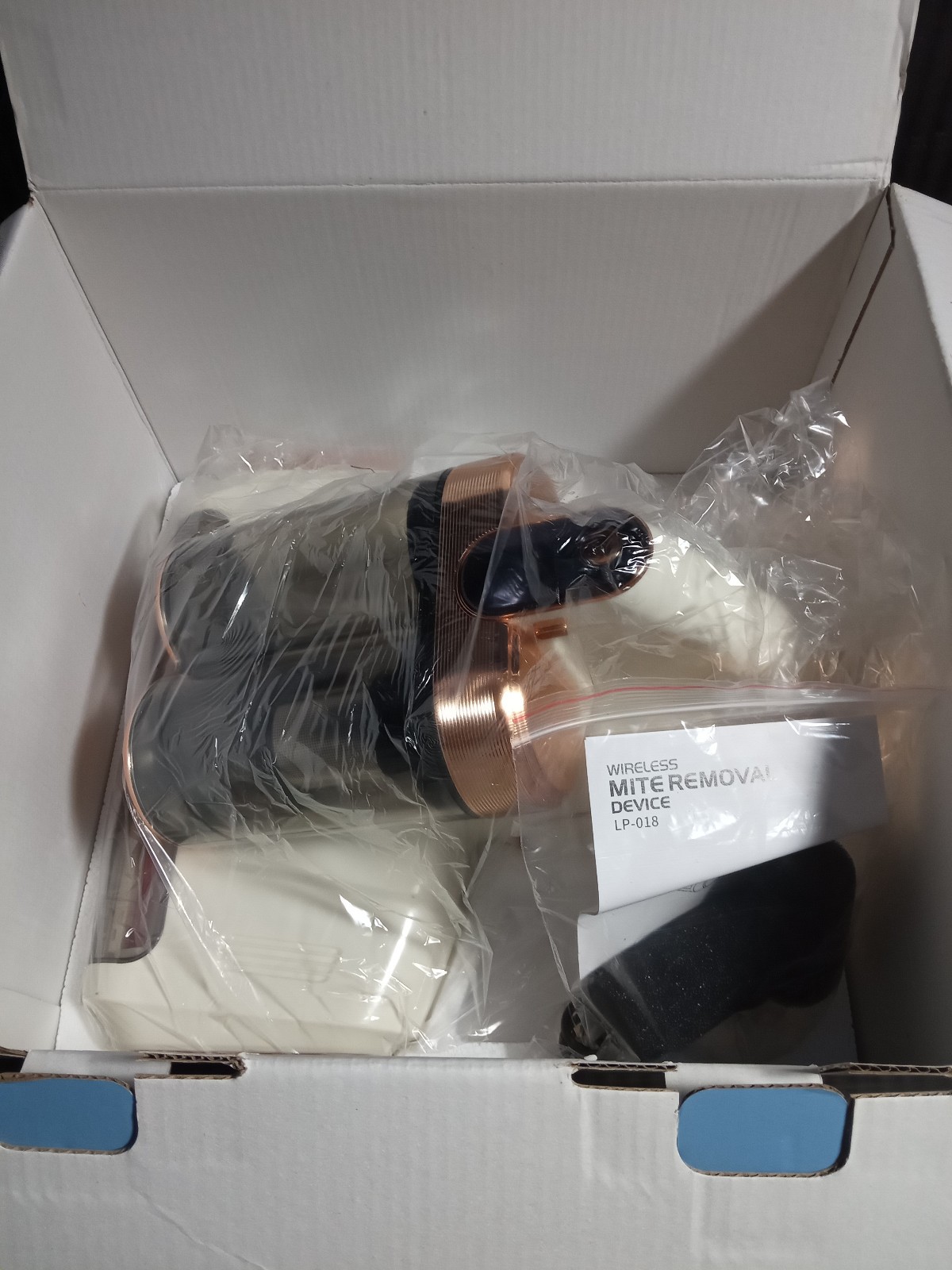 Wireless Mite Removal Device w/ Strong Suction 13000Pa (LP-018)