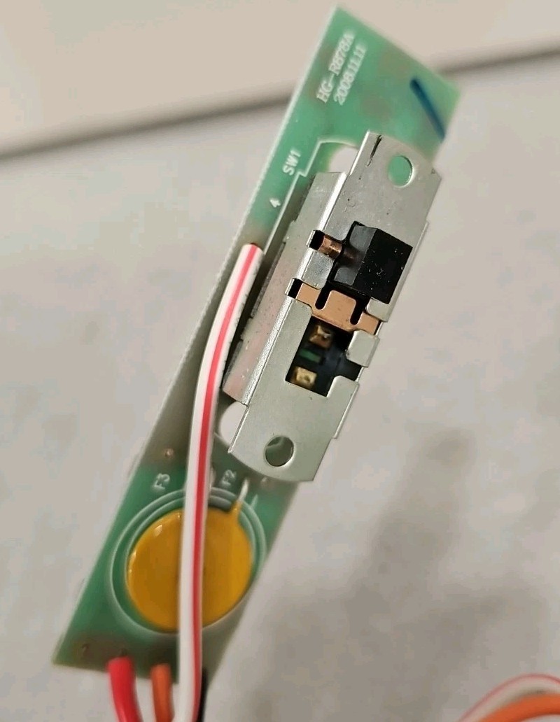 Hoover Linx Vacuum BH50010 BH50010 SH20030 Switch Handle Connector 860936001 02