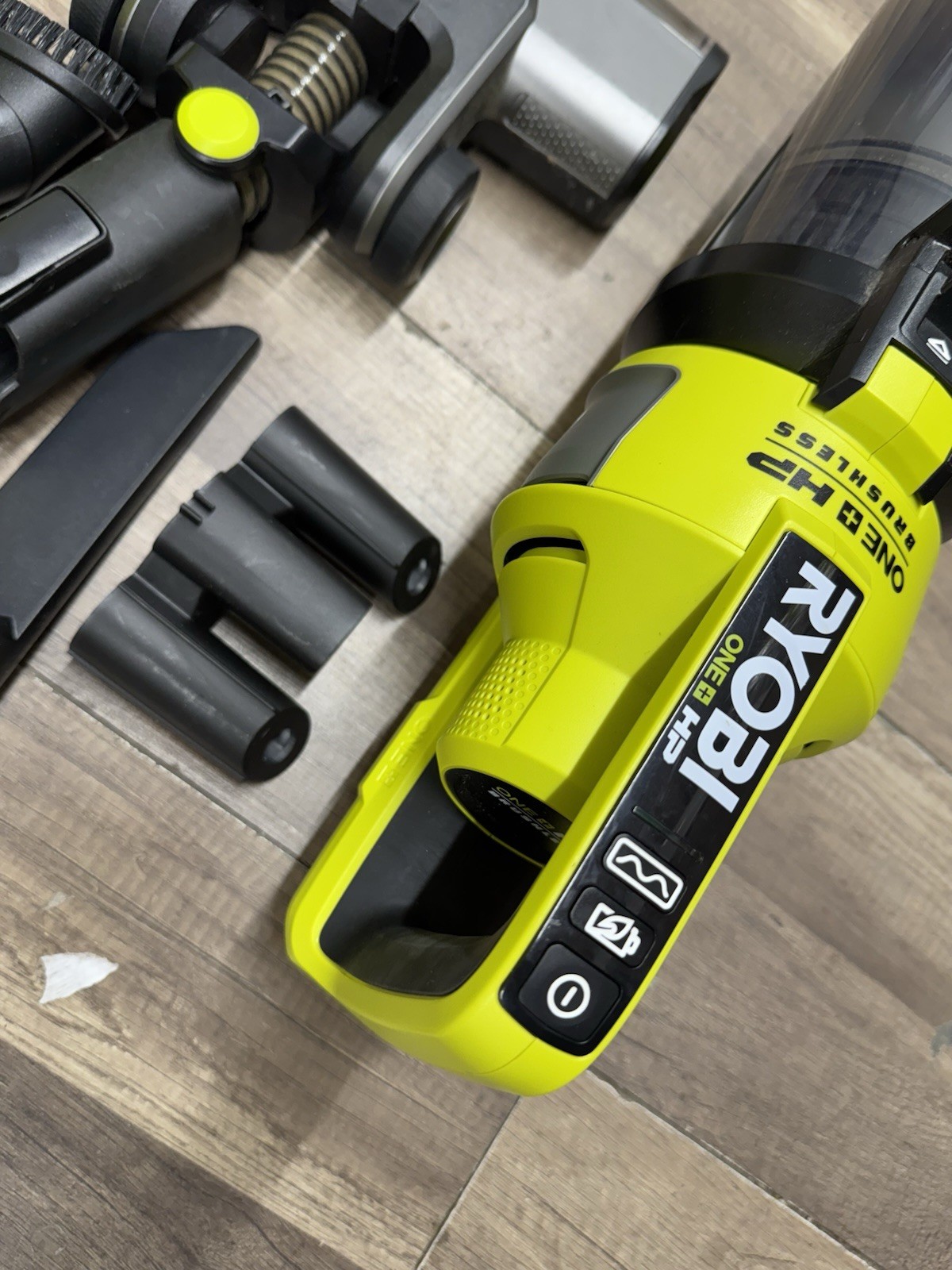 RYOBI ONE+ HP 18V Cordless Pet Stick Vacuum Kit w/ 4.0Ah Battery & Charger