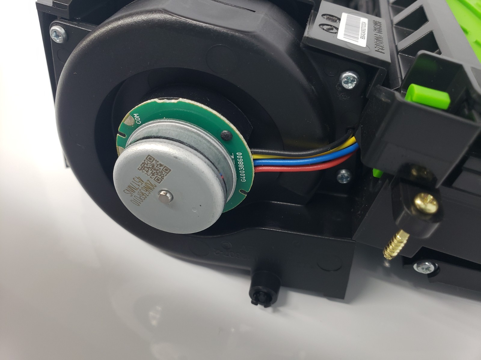 iRobot Roomba j5 j6 j7 j8 j5+ j6+ j7+ j8+ Cleaning Head Module (with dust motor)