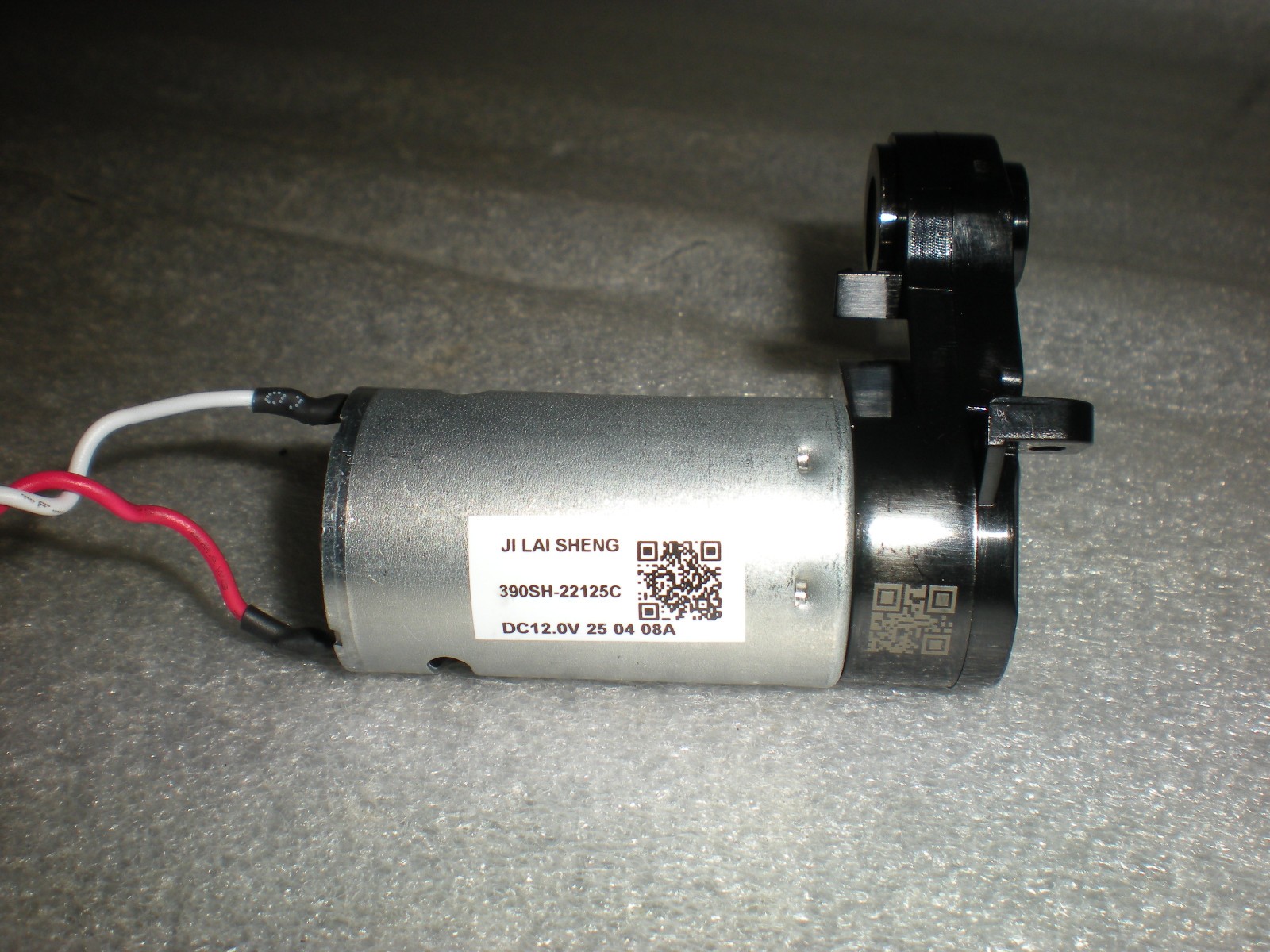 Genuine OEM iRobot Roomba 105 Vac Robot Vacuum Cleaning Head Roller Brush Motor