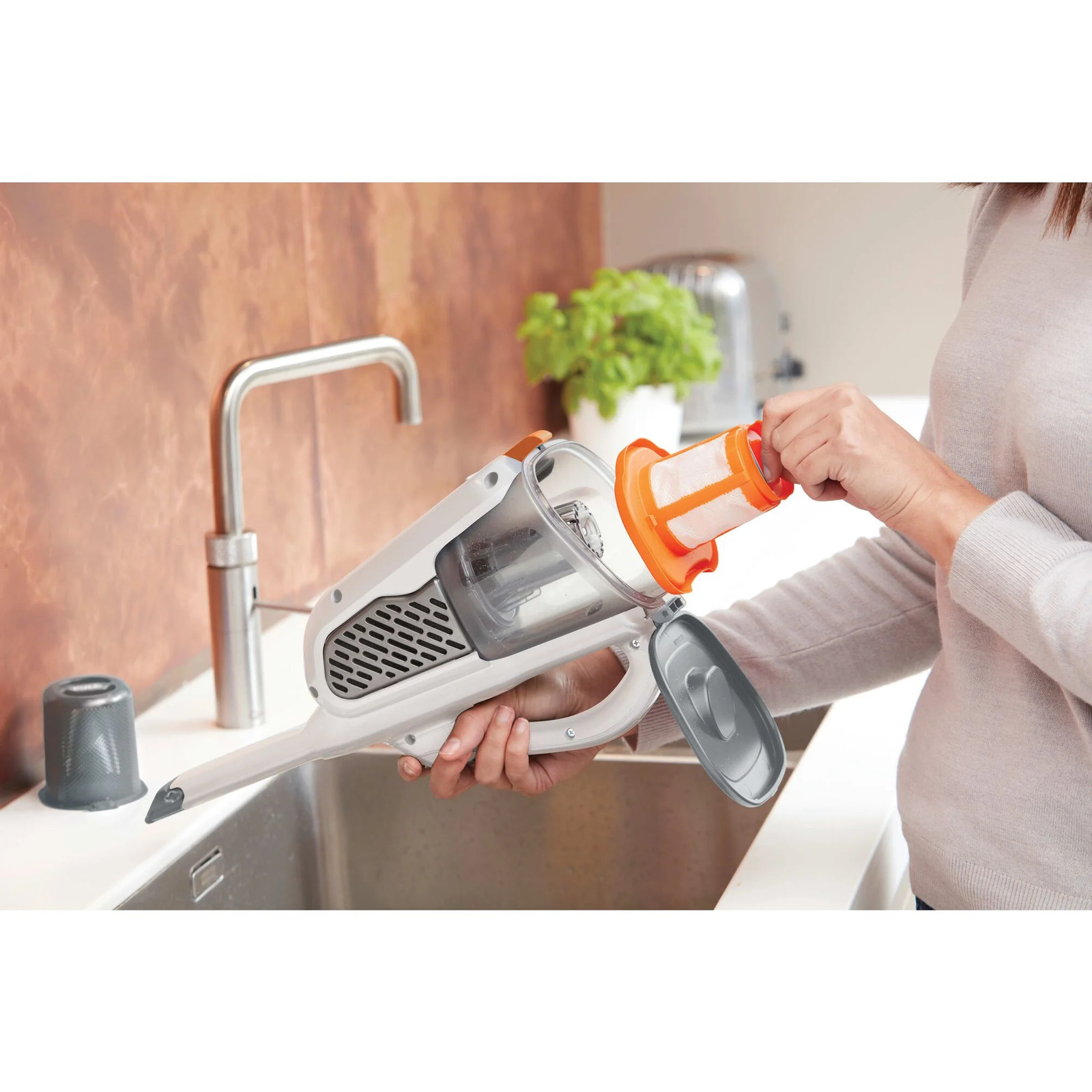 12v Max* Dustbuster(R) Advancedclean+(TM) Cordless Hand Vacuum – HHVK320J10